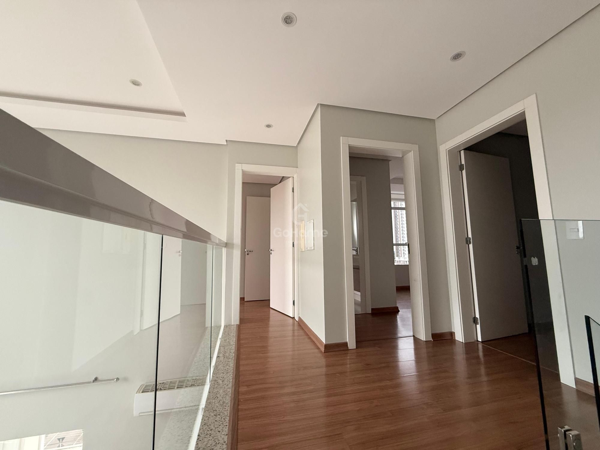 Duplex Semimobiliado à Venda