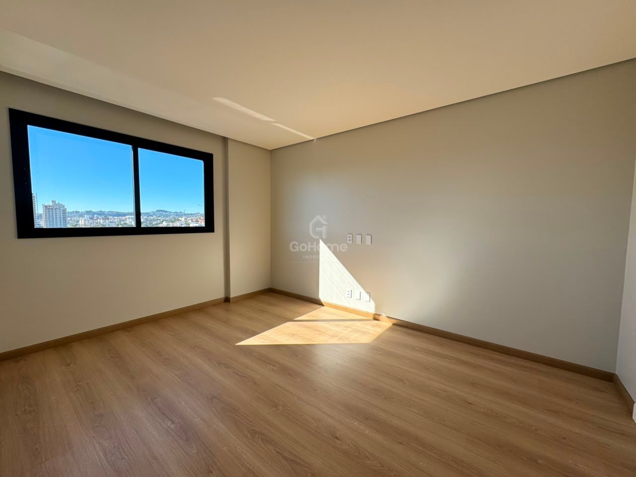 Apartamento Novo à Venda
