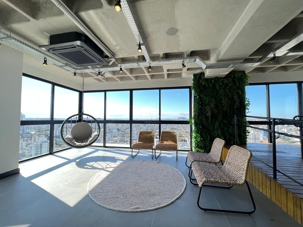 3642 – Apartamento Duplex com 3 suítes, no Centro de Chapecó