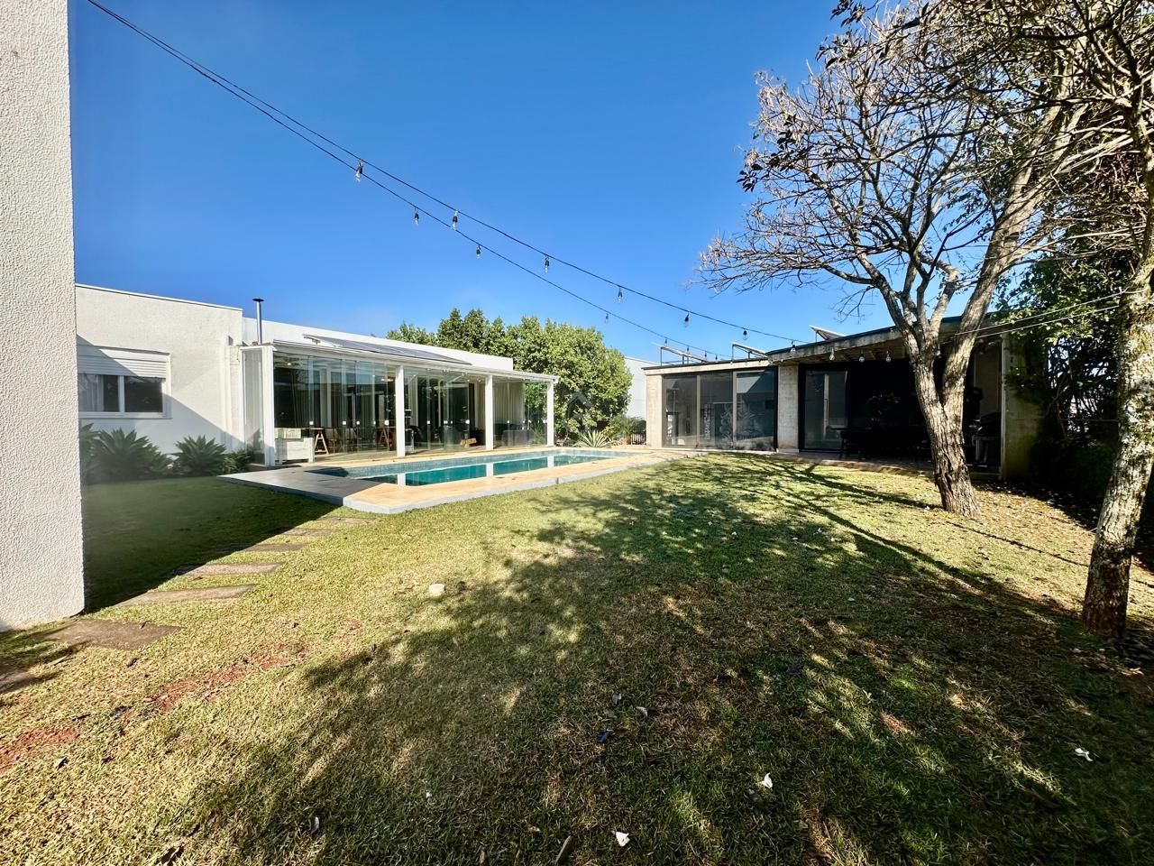 Casa em condomínio fechado