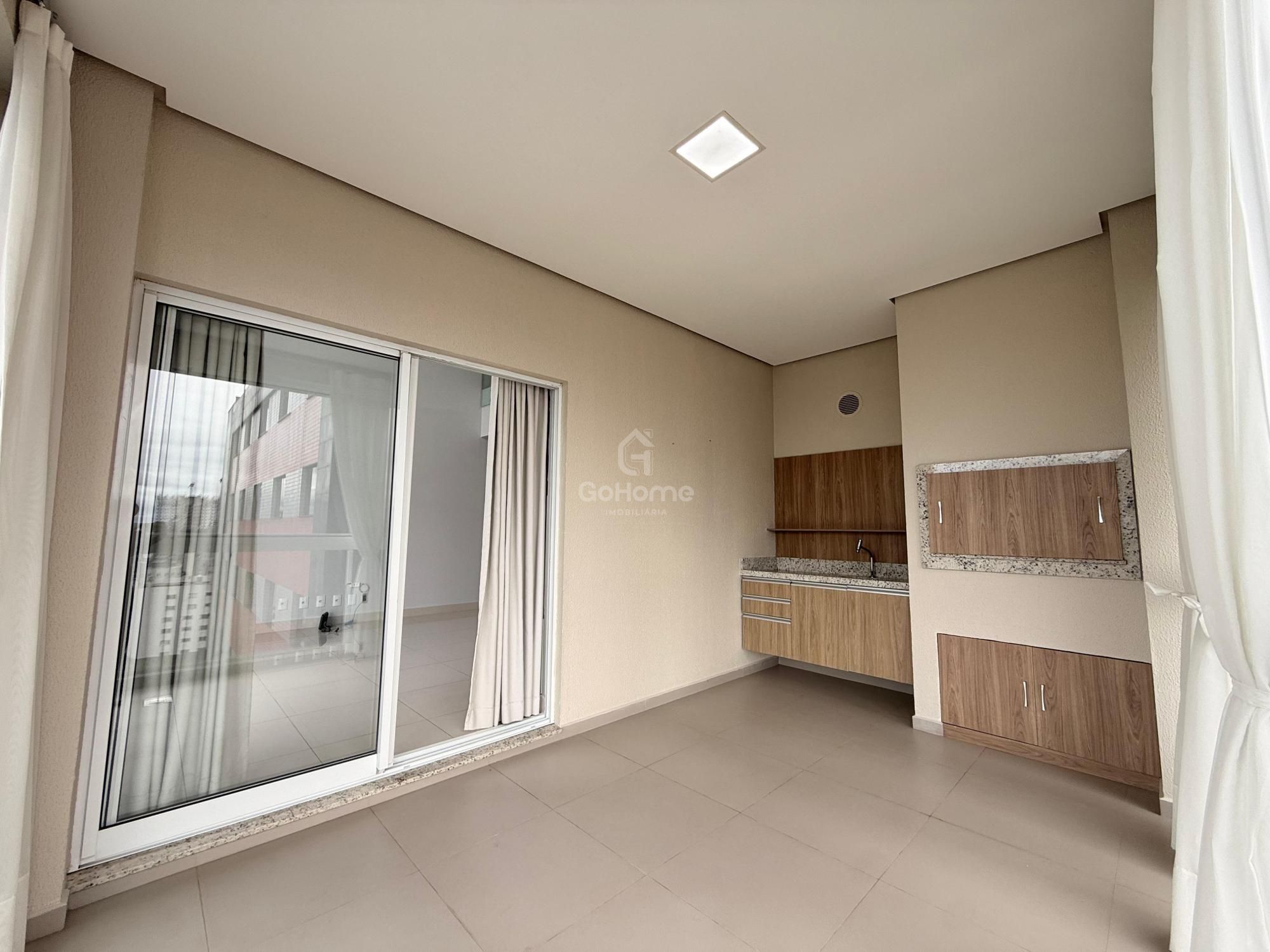 Apartamento  Duplex Semimobiliado