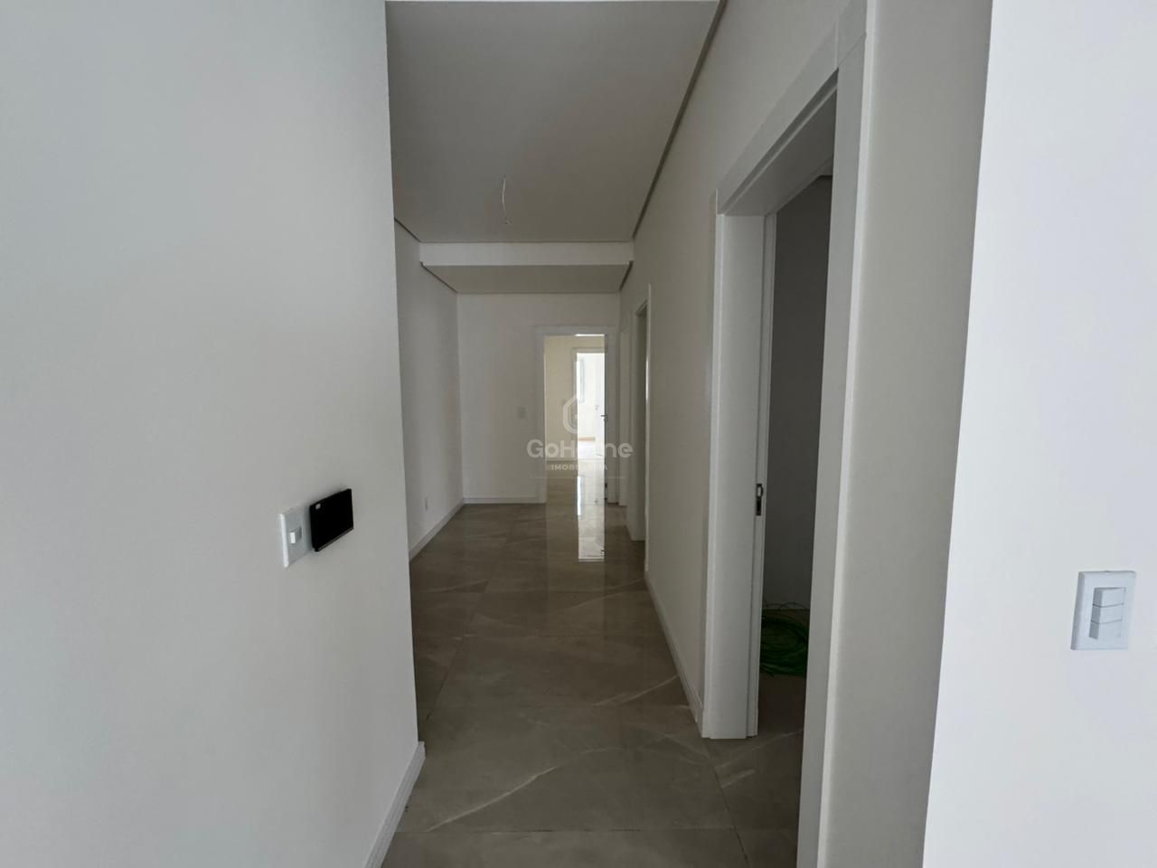 Apartamento Novo à Venda com 4 dormitórios