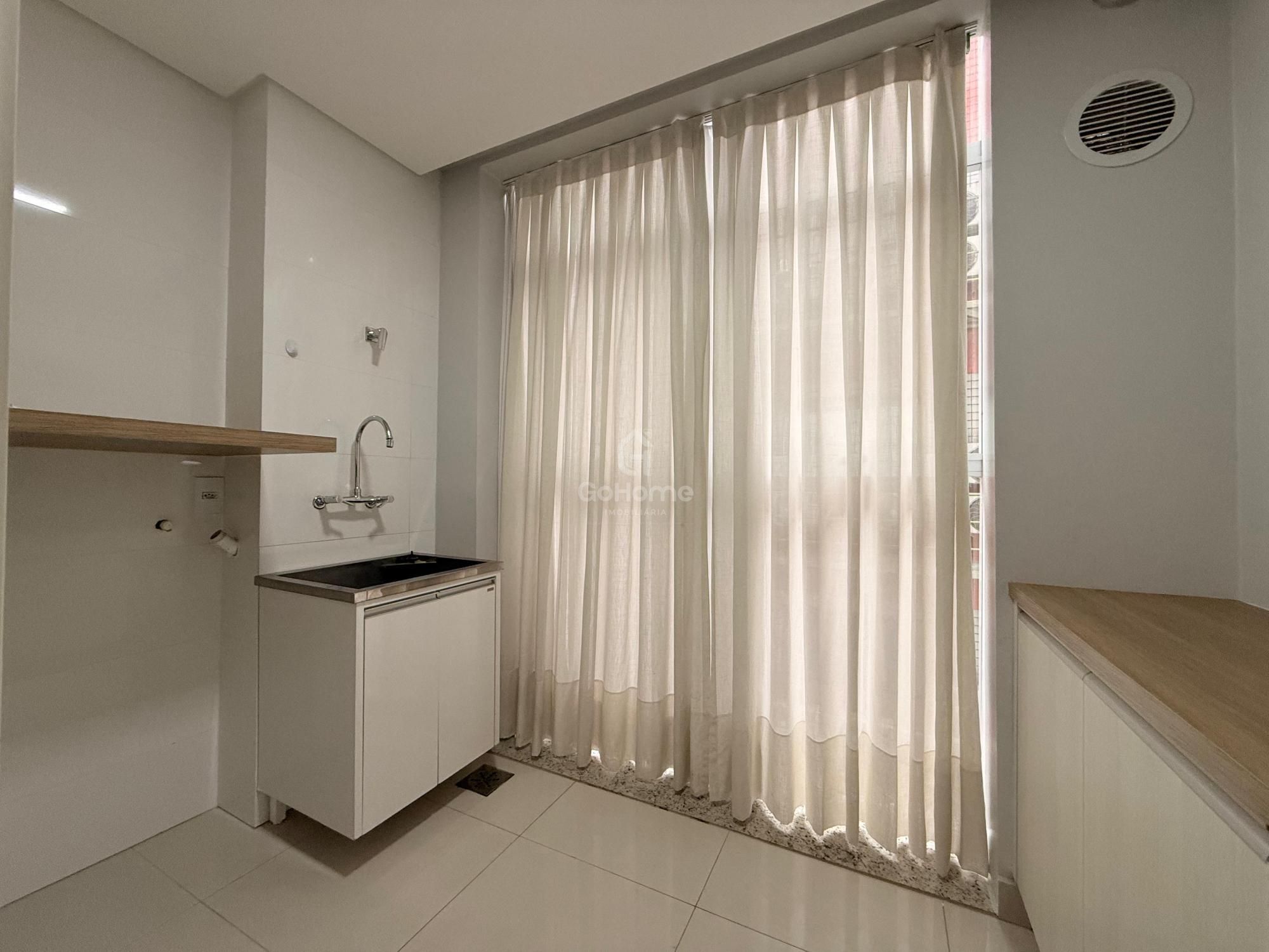 Apartamento  Duplex Semimobiliado
