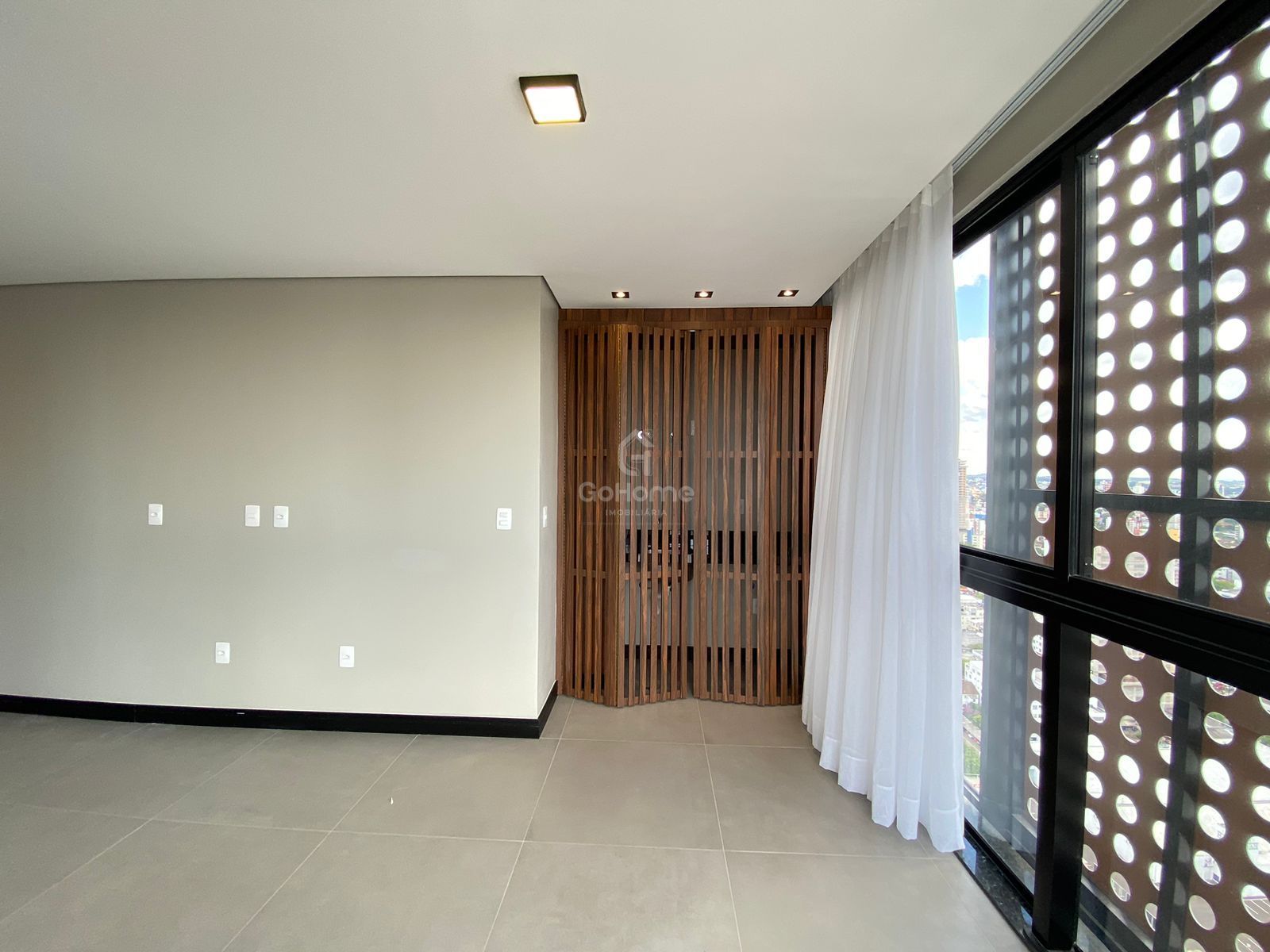 3642 – Apartamento Duplex com 3 suítes, no Centro de Chapecó