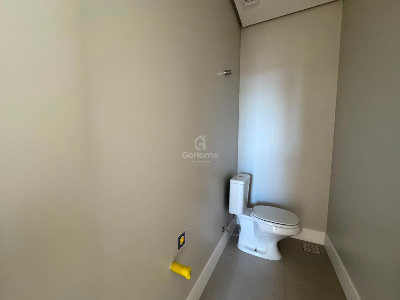 Apartamento Novo à Venda
