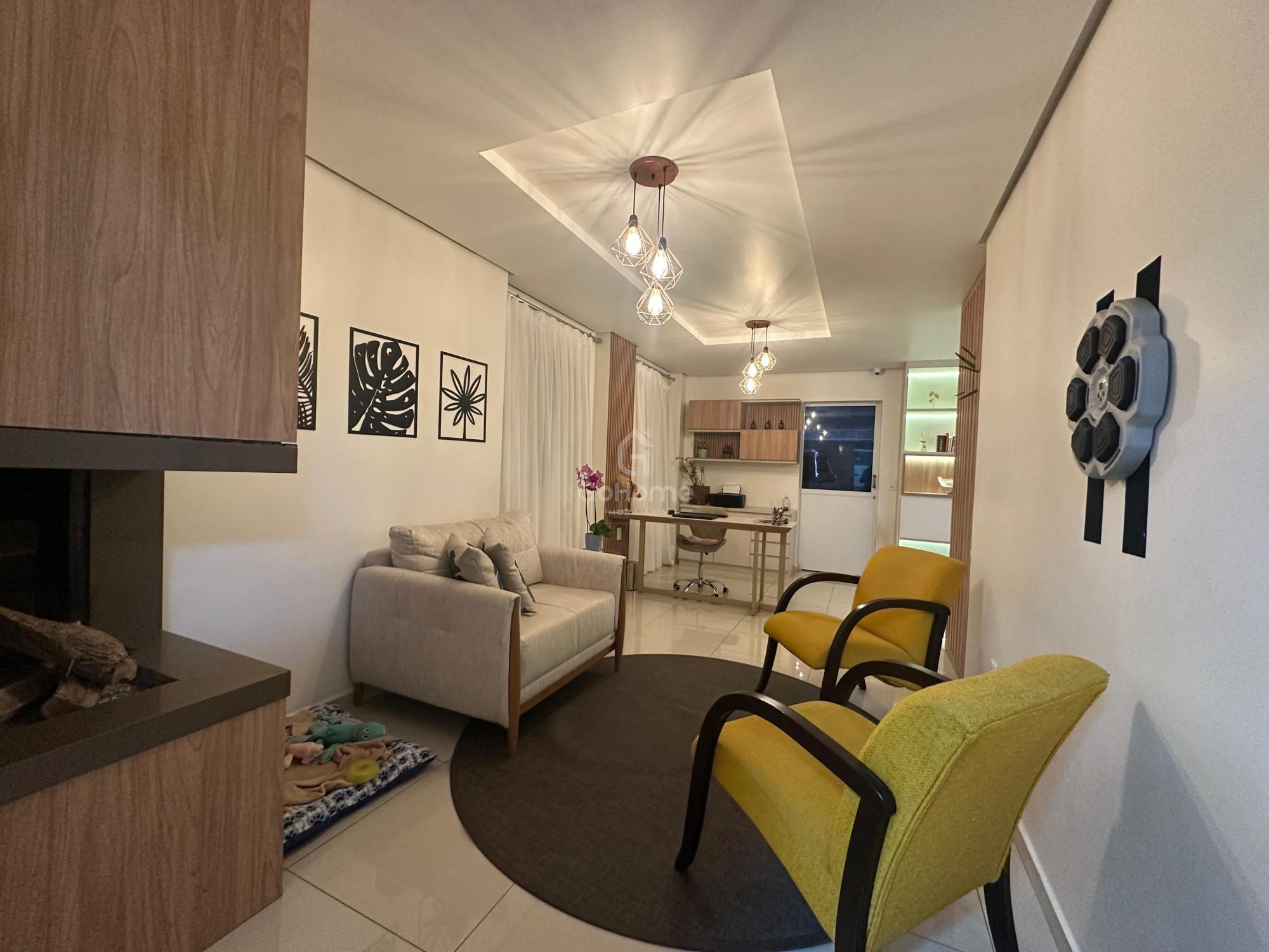 Casa Semimobiliada com Piscina