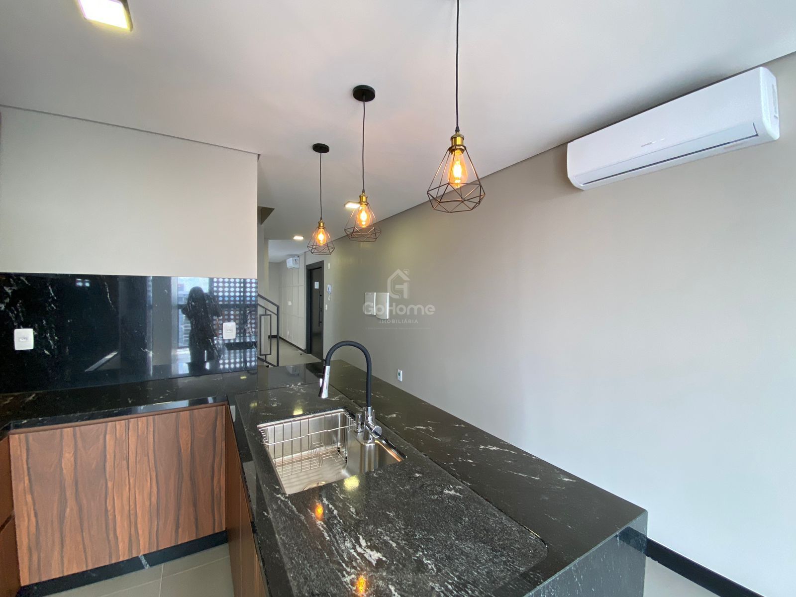 3642 – Apartamento Duplex com 3 suítes, no Centro de Chapecó