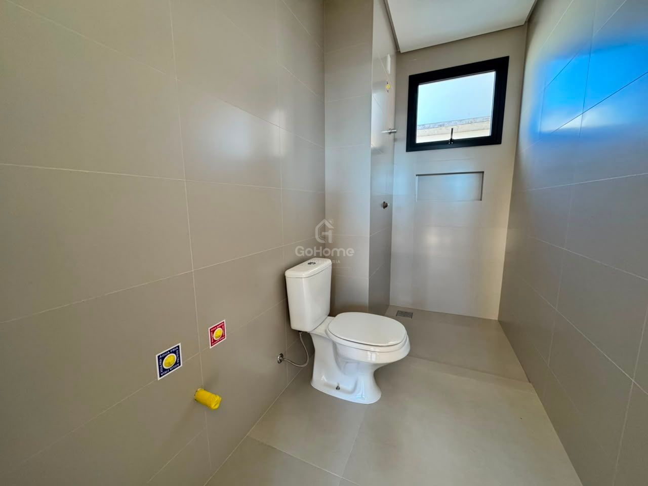 Apartamento Novo à Venda