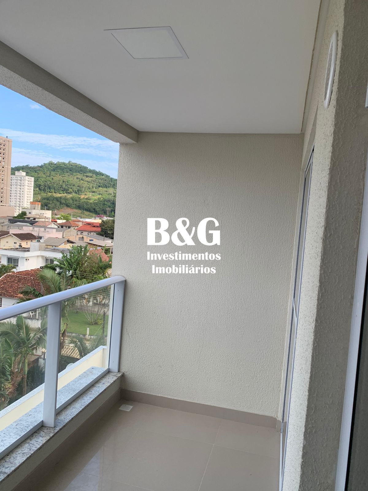 Apartamento à venda com 2 quartos, 66m² - Foto 16