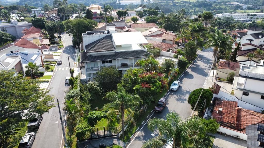 Casa de Condomínio de 5 quartos, 900m² no bairro Arujá Country Club, em Arujá | Eu Corretor