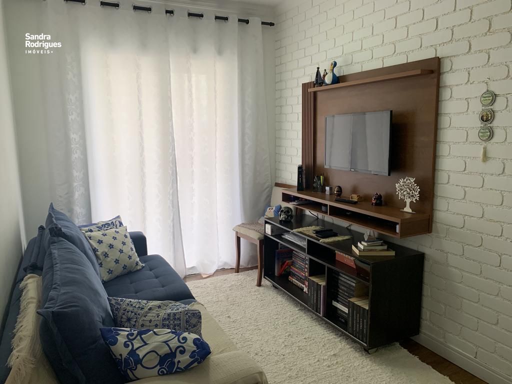 Apartamento à venda com 2 quartos, 67m² - Foto 1