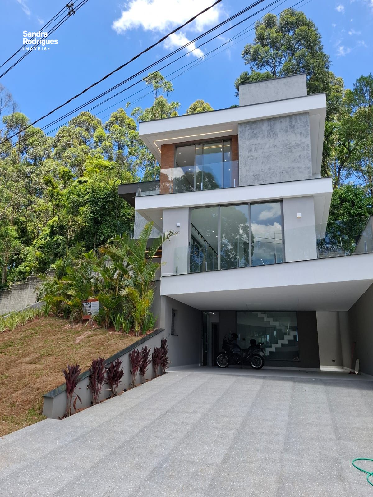 Casa de Condomínio à venda com 3 quartos, 295m² - Foto 3