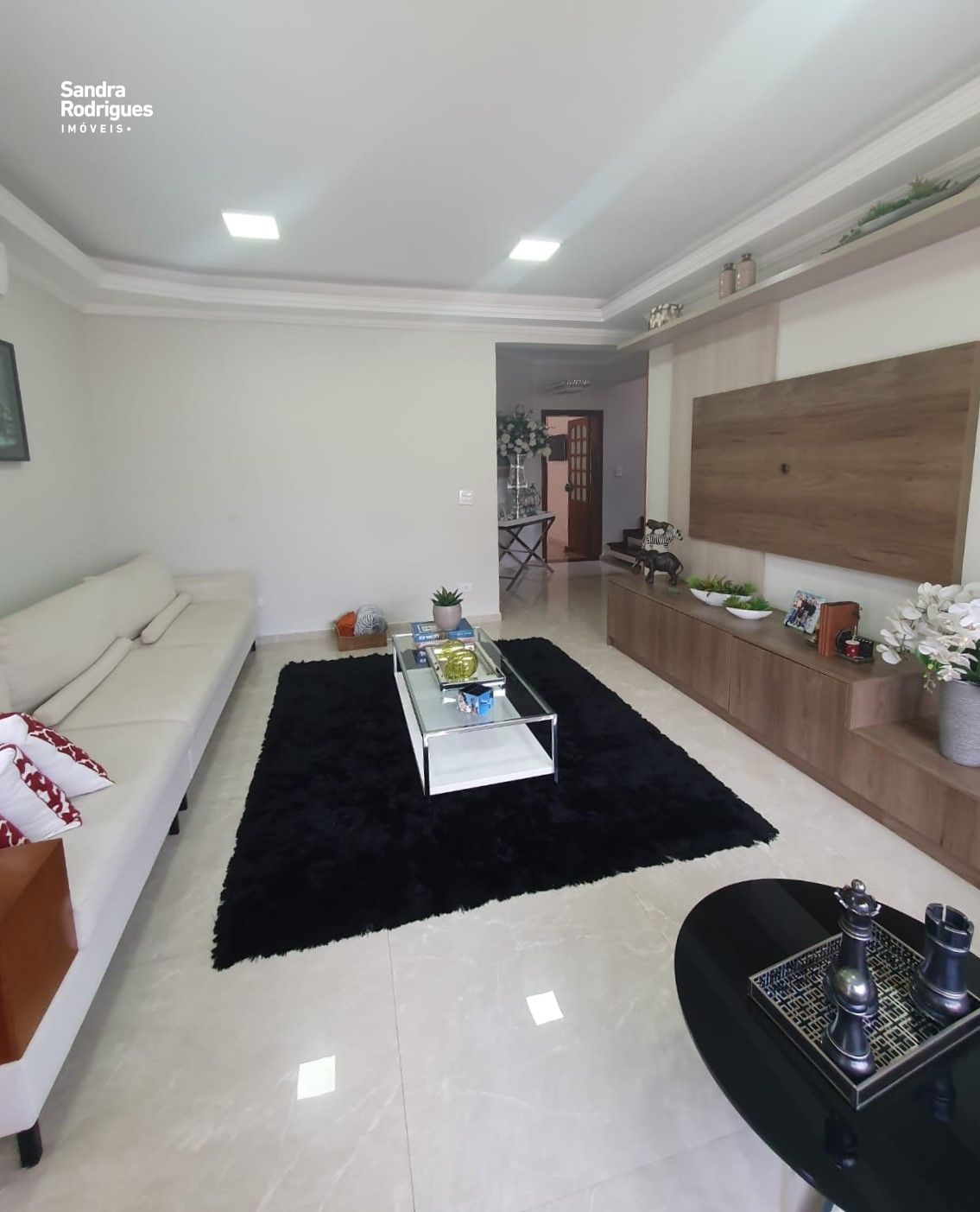 Casa de Condomínio à venda com 4 quartos, 304m² - Foto 8