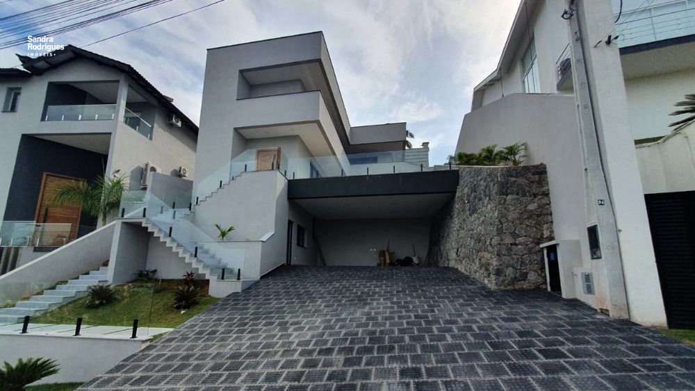 Casa de Condomínio à venda com 3 quartos, 350m² - Foto 2