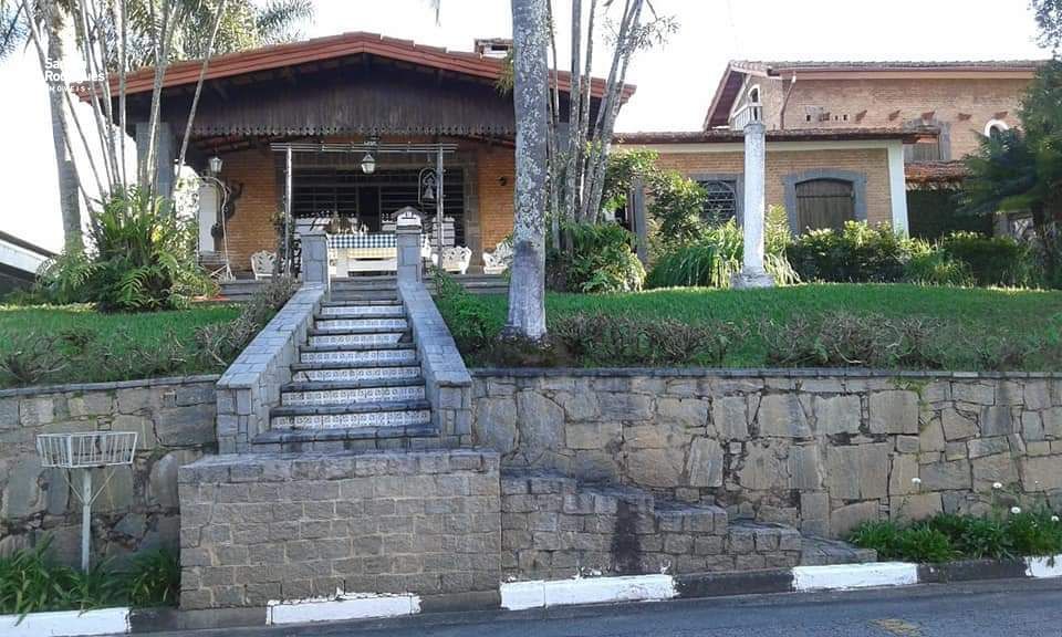 Casa de Condomínio de 5 quartos, 400m² no bairro Arujázinho I, II e III, em Arujá | Eu Corretor