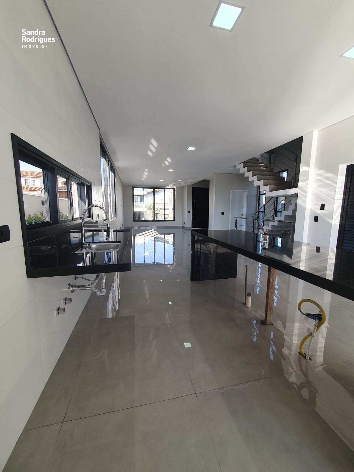 Casa de Condomínio à venda com 3 quartos, 434m² - Foto 15