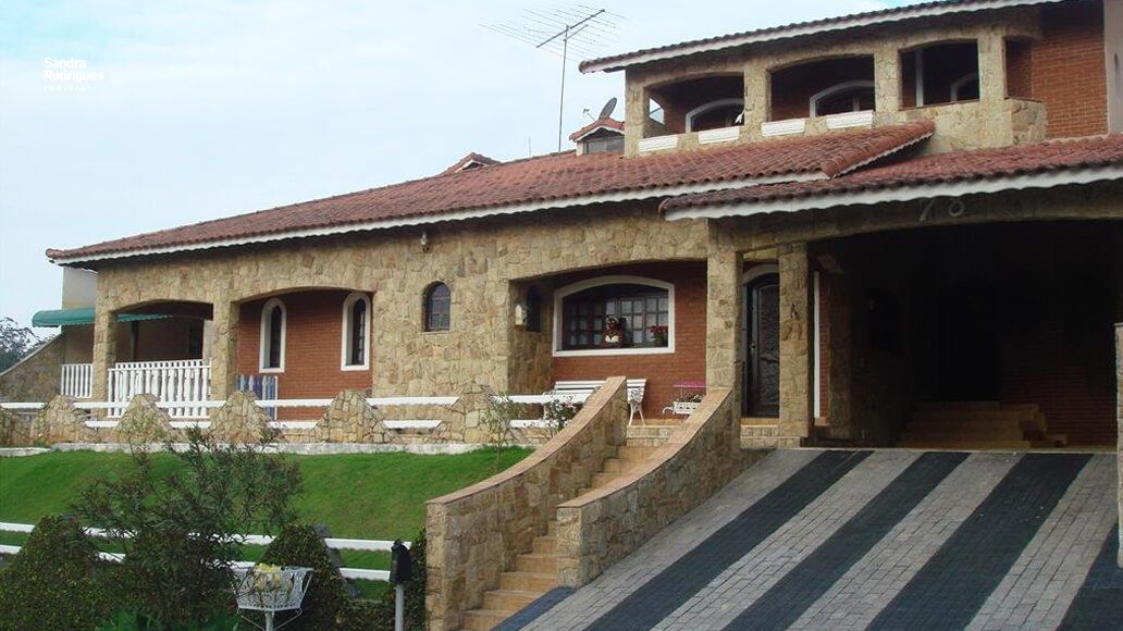 Casa de Condomínio de 5 quartos, 700m² no bairro Arujá Country Club, em Arujá | Eu Corretor
