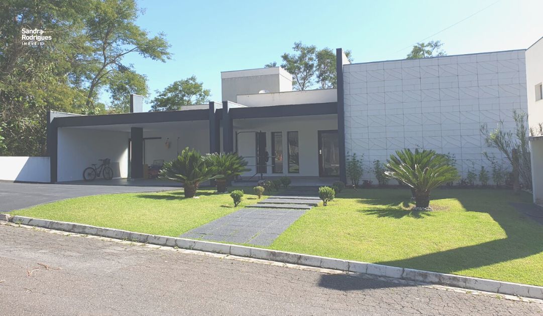 Casa de Condomínio à venda com 4 quartos, 394m² - Foto 1