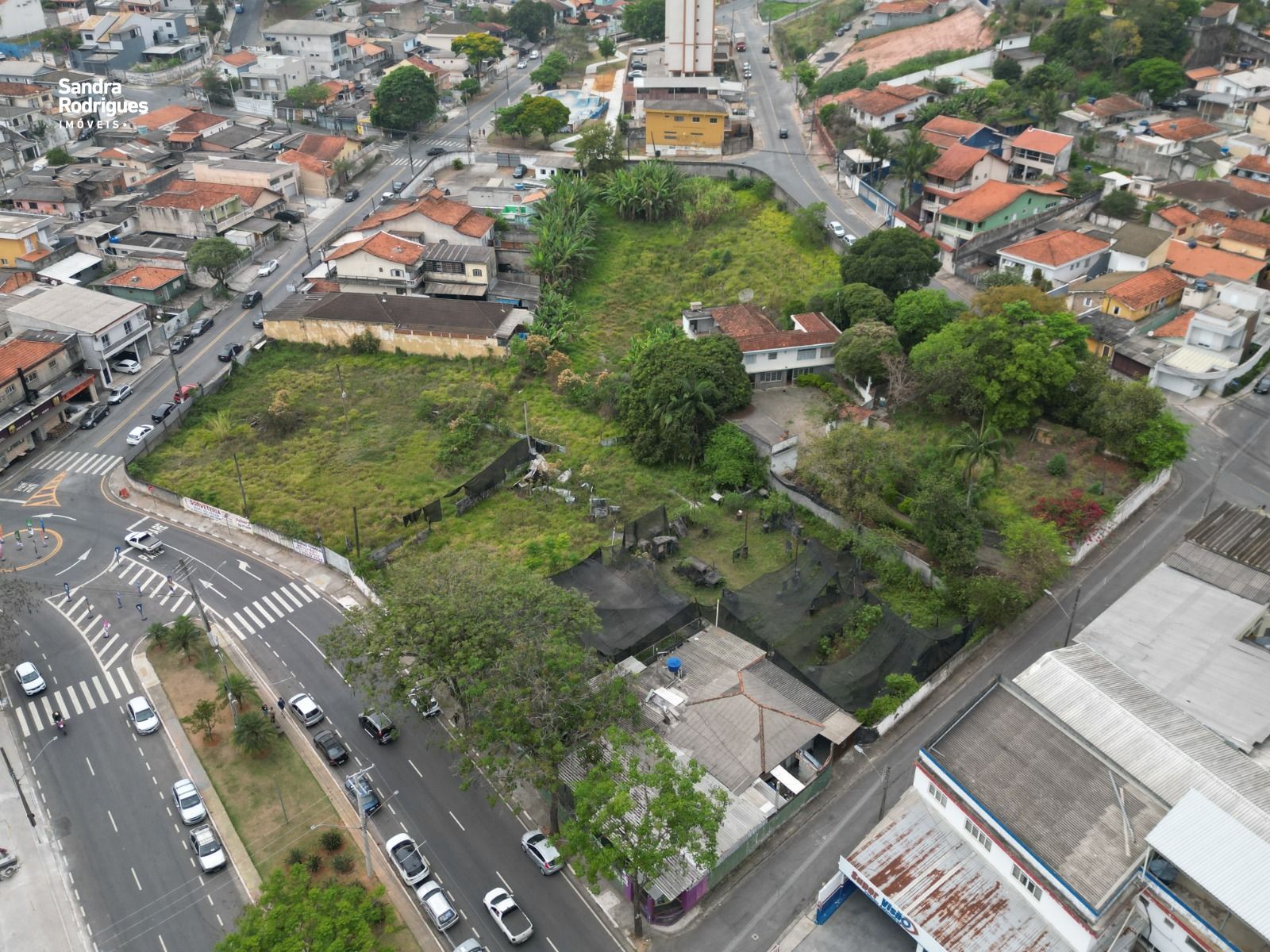 Lote/Terreno Comercial de 9759m² no bairro Barbosas, em Arujá | Eu Corretor