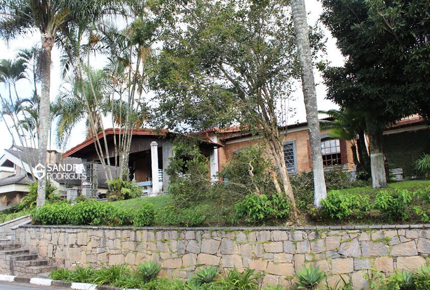 Casa de Condomínio de 5 quartos, 400m² no bairro Arujázinho I, II e III, em Arujá | Eu Corretor
