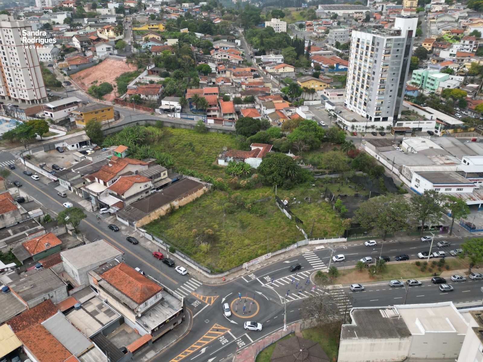 Lote/Terreno Comercial de 9759m² no bairro Barbosas, em Arujá | Eu Corretor