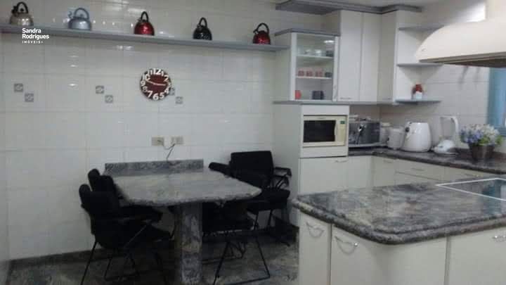 Casa de Condomínio à venda e aluguel com 3 quartos, 320m² - Foto 9