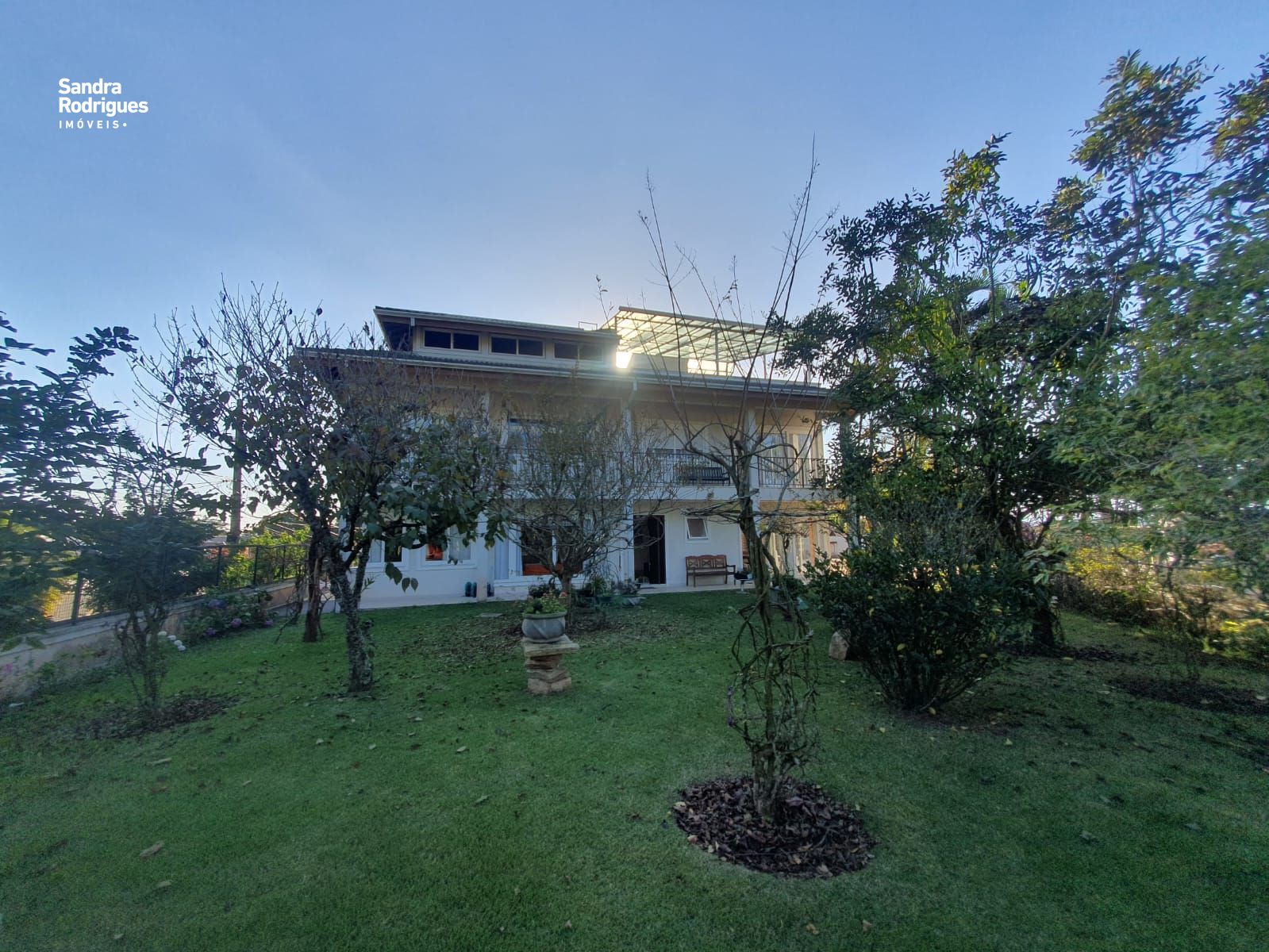 Casa de Condomínio de 5 quartos, 900m² no bairro Arujá Country Club, em Arujá | Eu Corretor