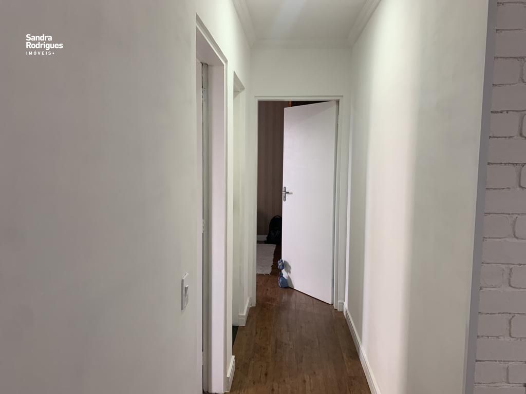 Apartamento à venda com 2 quartos, 67m² - Foto 4