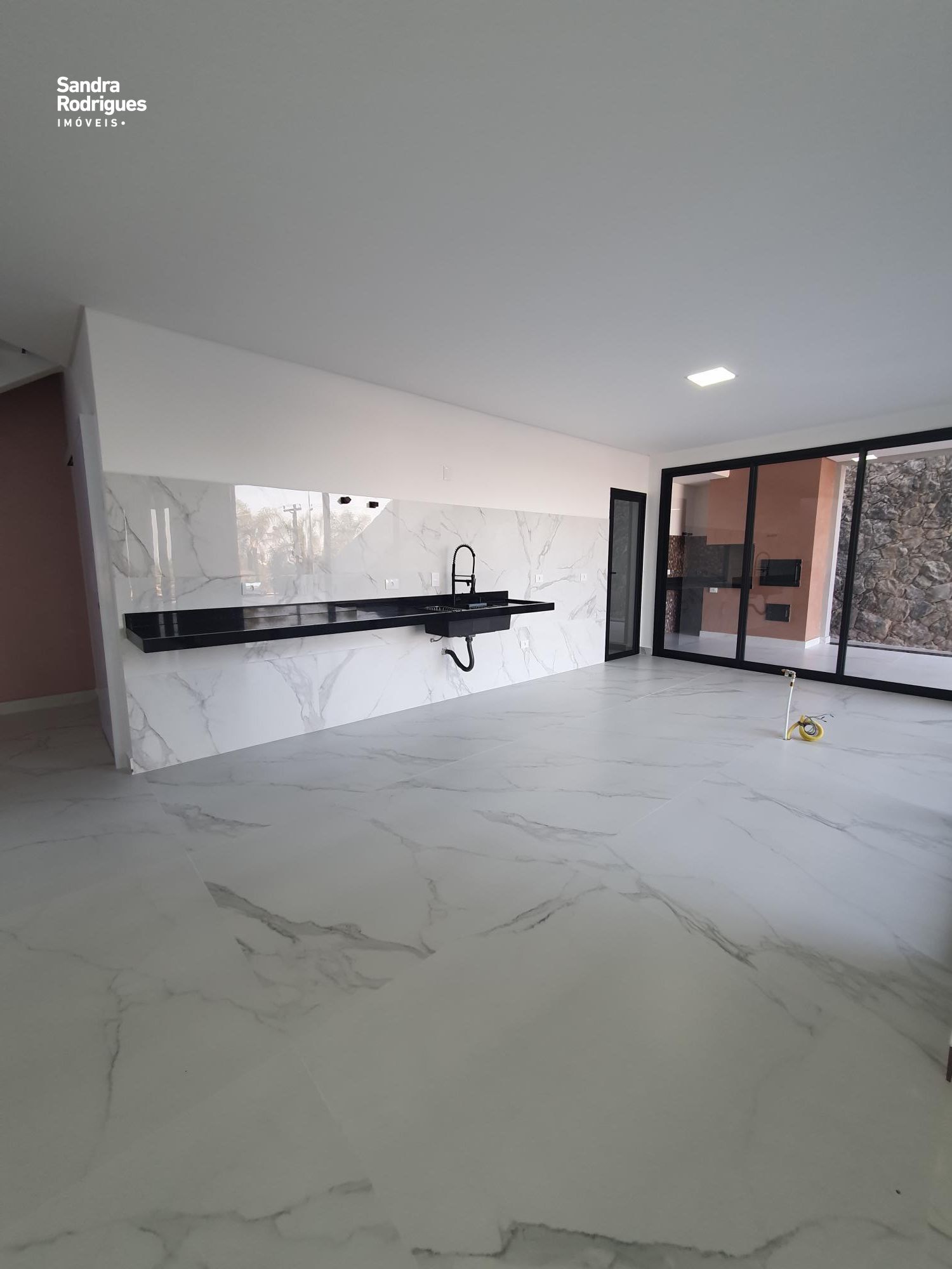 Casa de Condomínio à venda com 3 quartos, 350m² - Foto 12