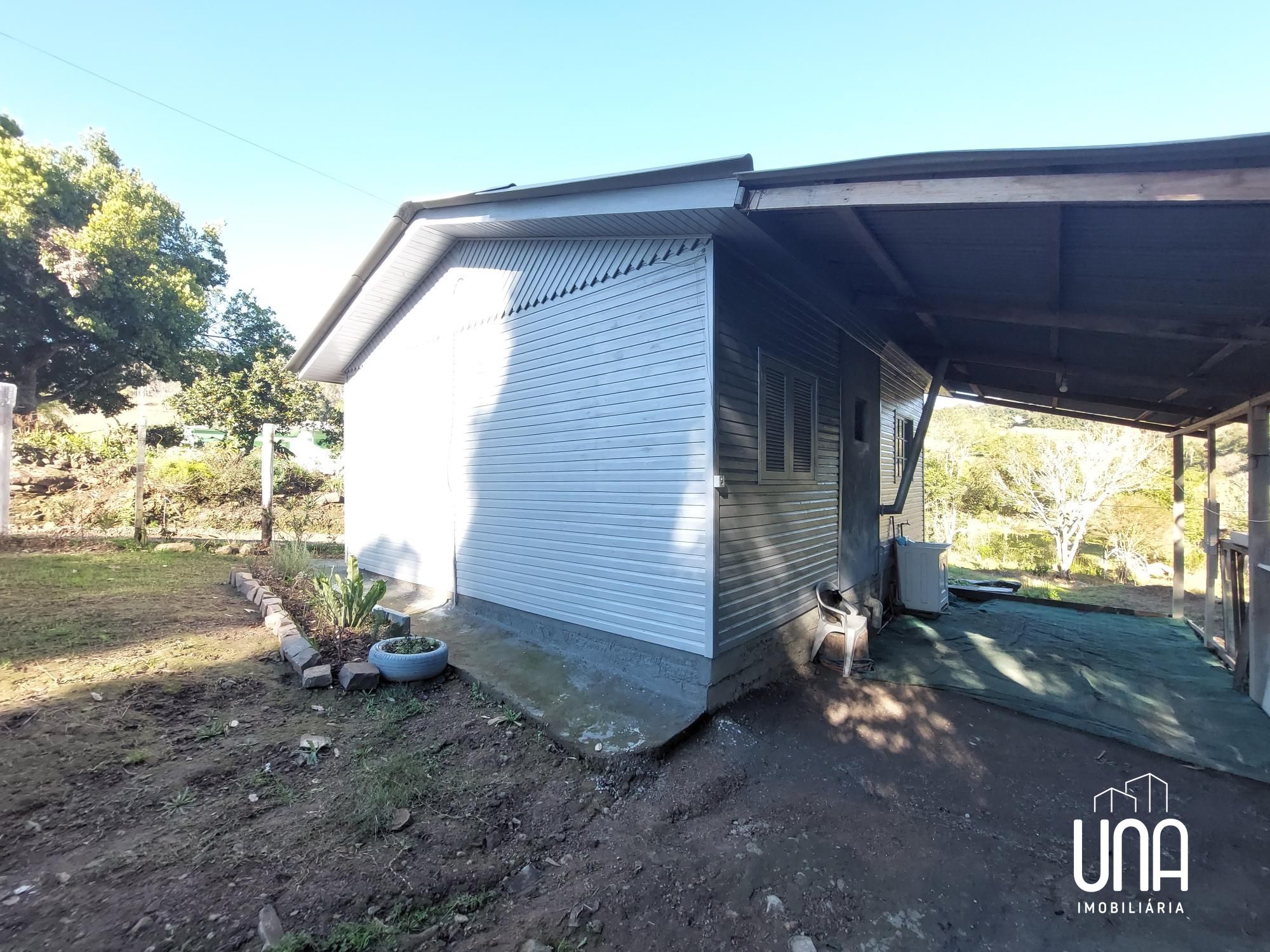 Chácara, 2 quartos, 1226 m² - Foto 2