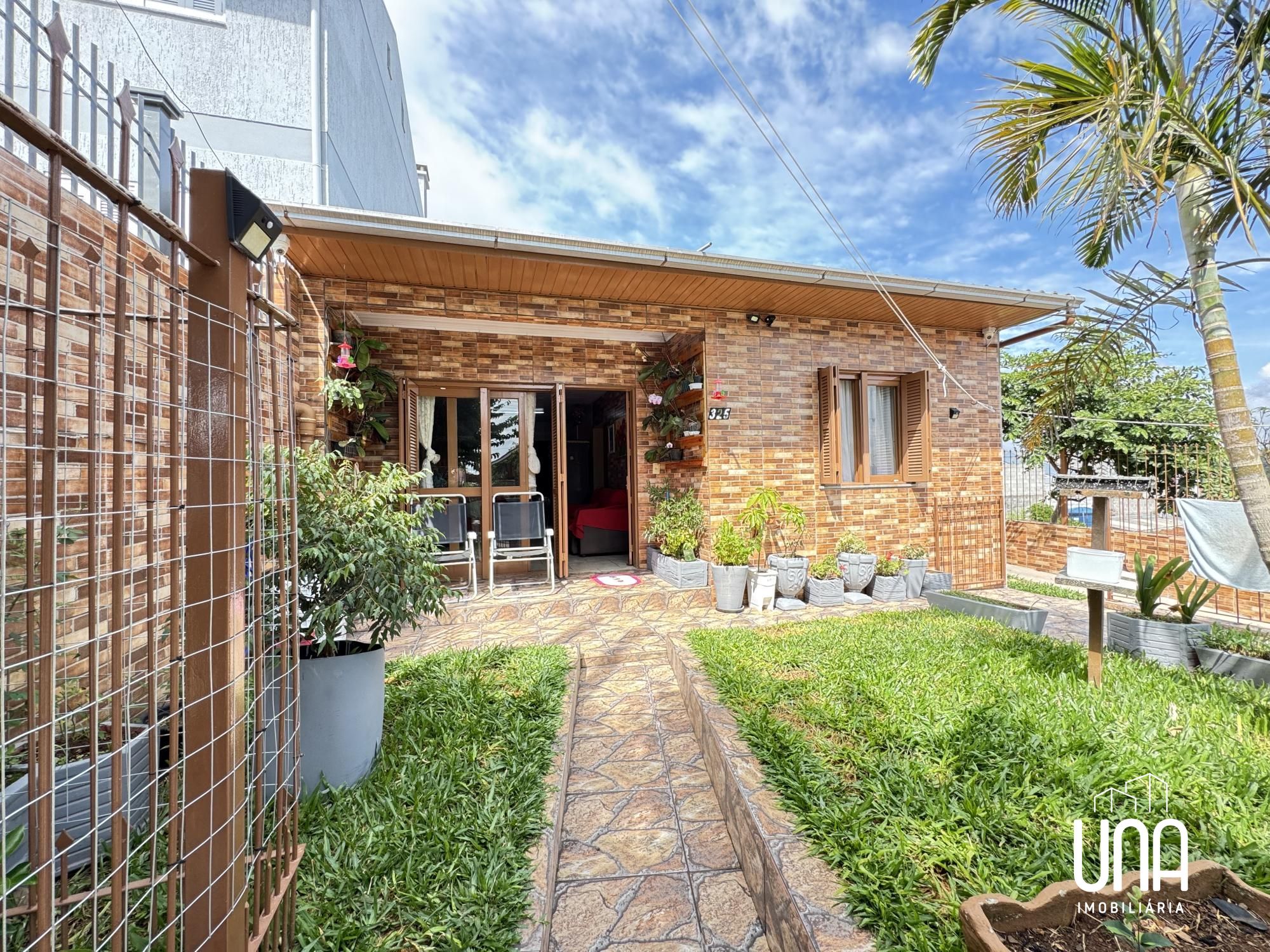 Casa, 2 quartos, 180 m² - Foto 1
