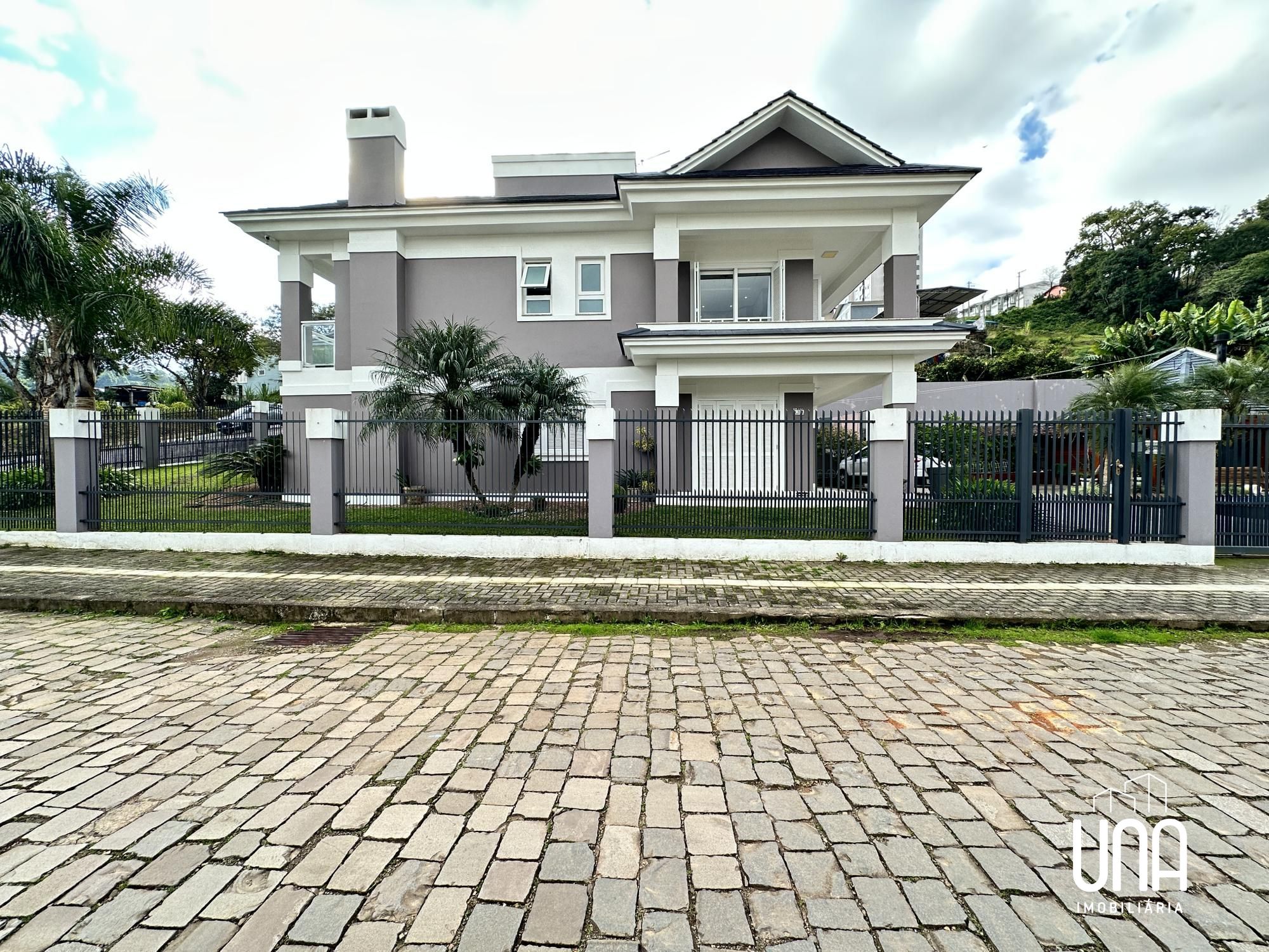 Casa, 3 quartos, 308 m² - Foto 3