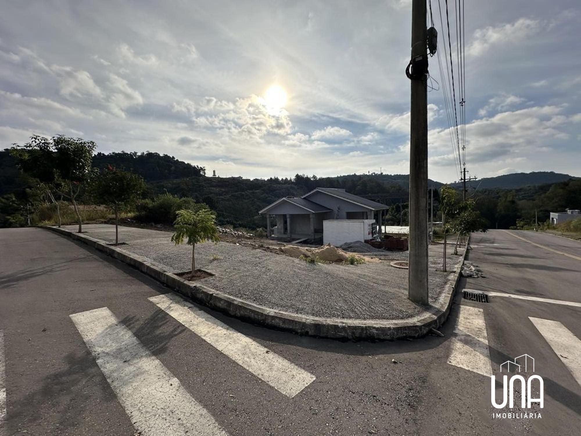Terreno, 240 m² - Foto 1