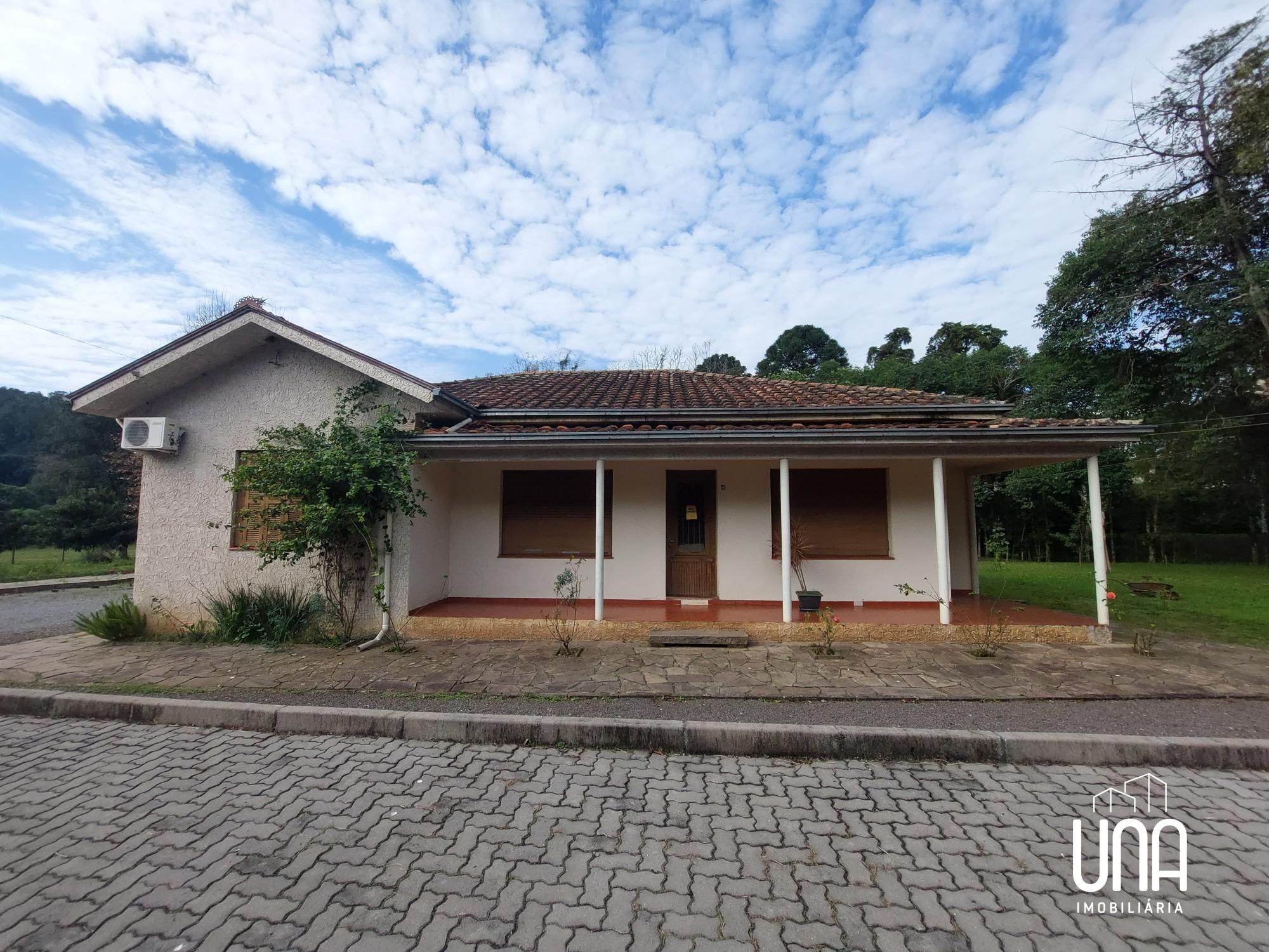 Chácara, 4 quartos, 2365 m² - Foto 1