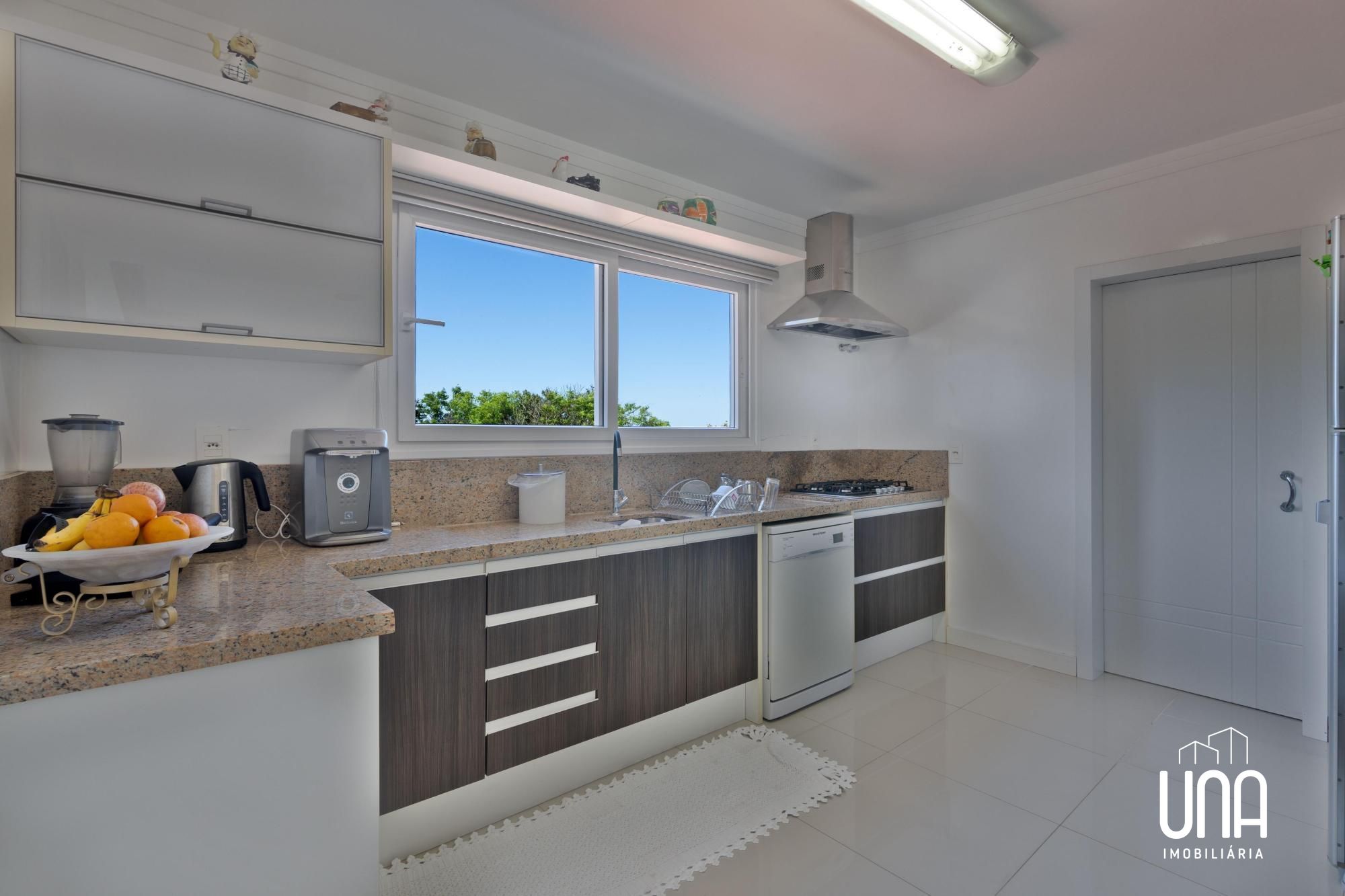 Casa, 4 quartos, 266 m² - Foto 8