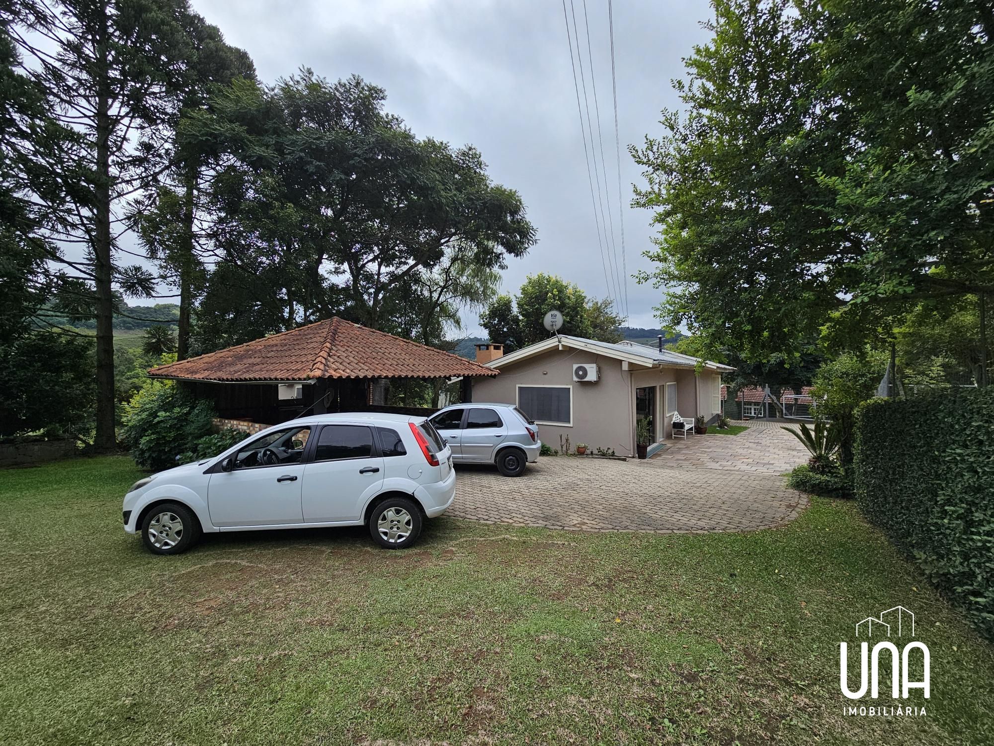Chácara, 3 quartos, 1089 m² - Foto 2