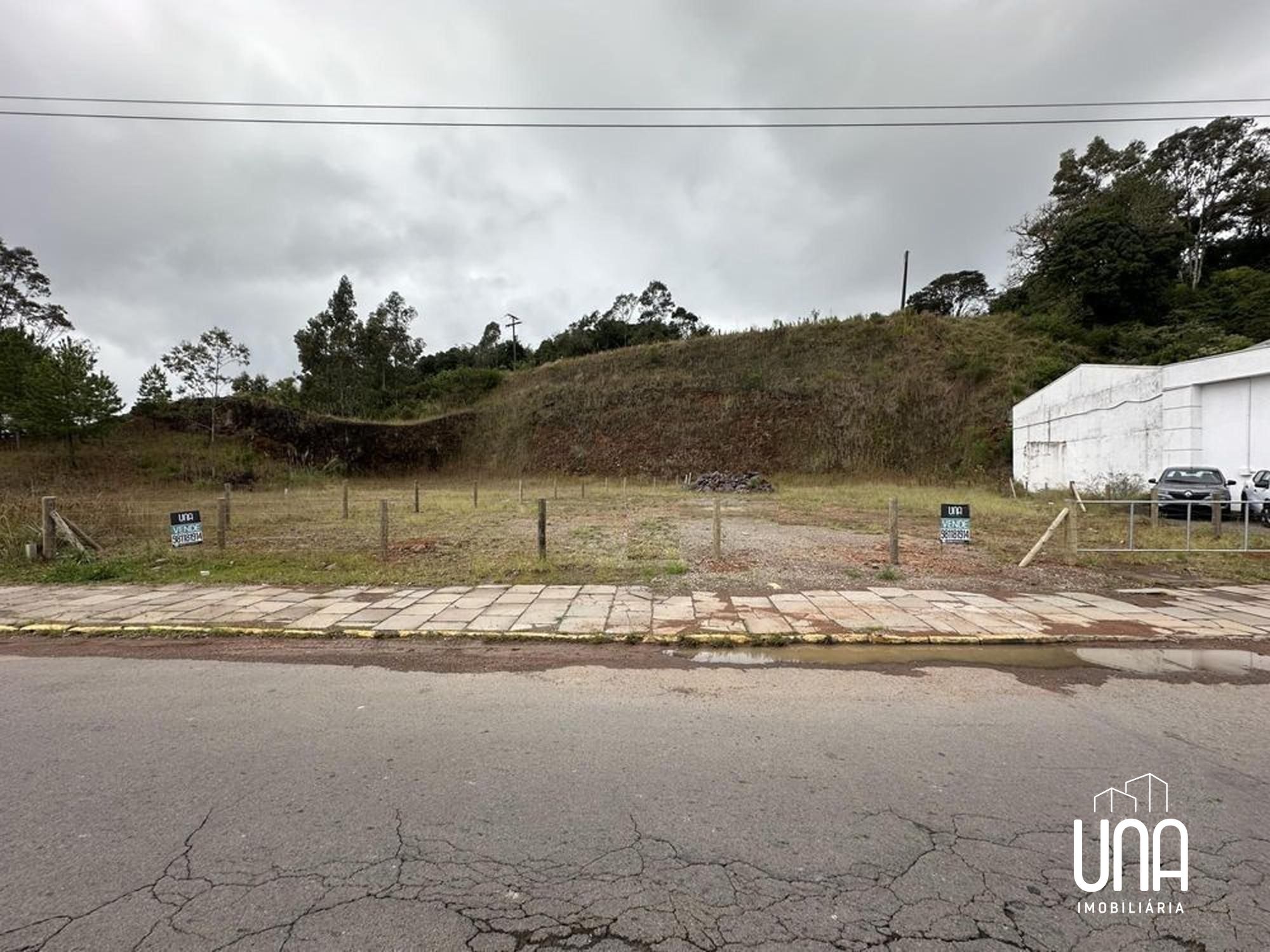 Terreno, 1100 m² - Foto 1