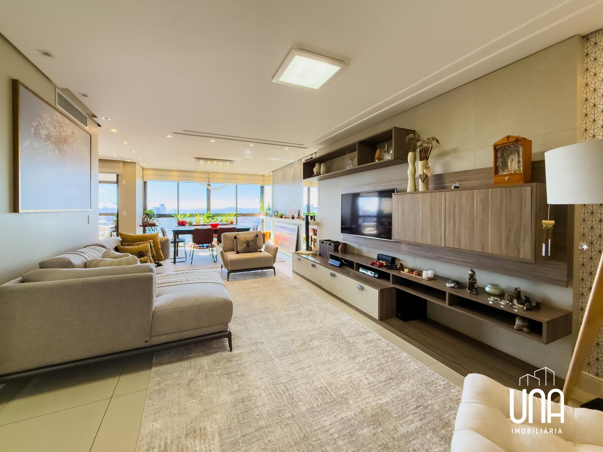 Apartamento, 3 quartos, 185 m² - Foto 1