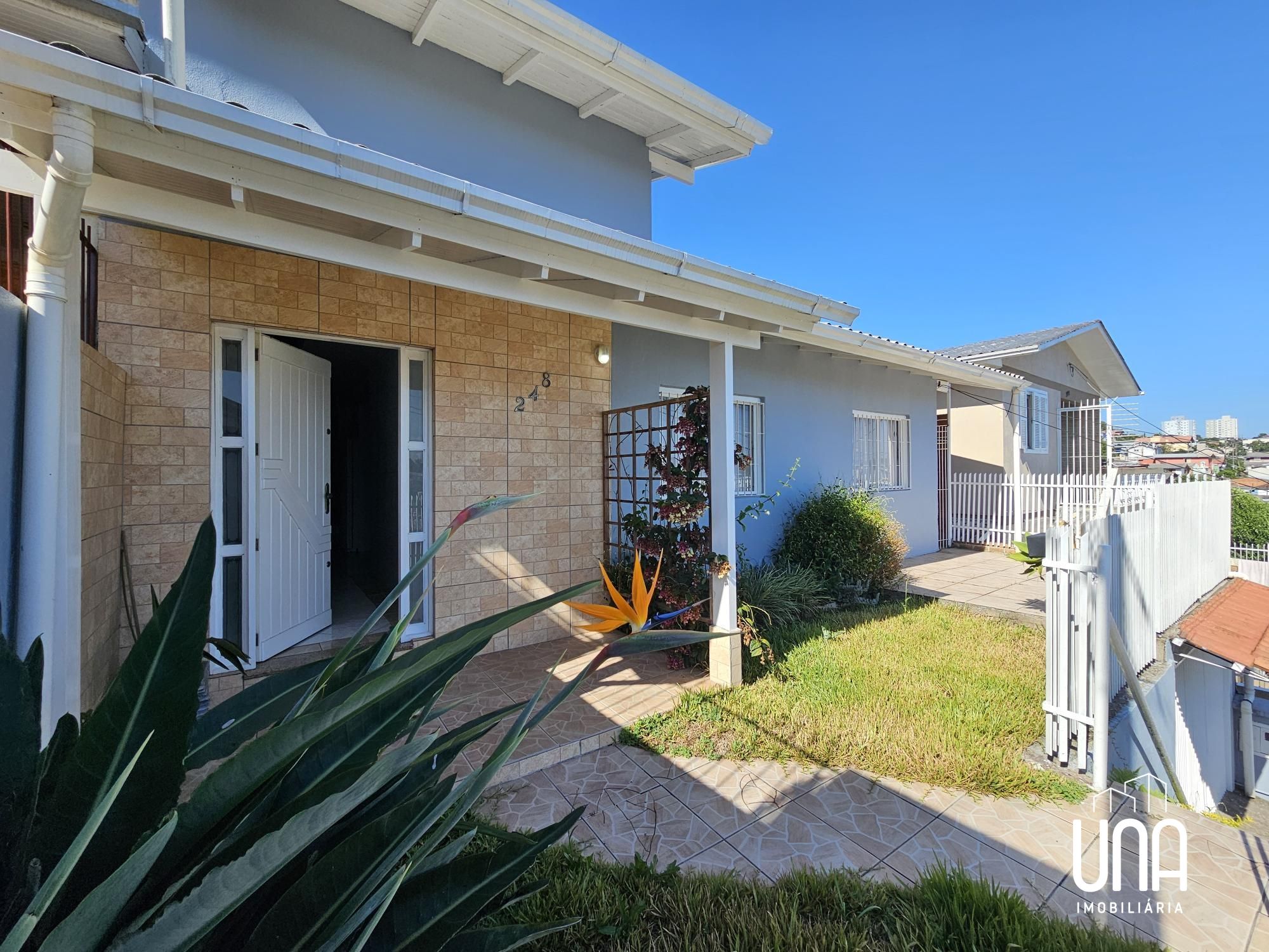 Casa, 4 quartos, 199 m² - Foto 2