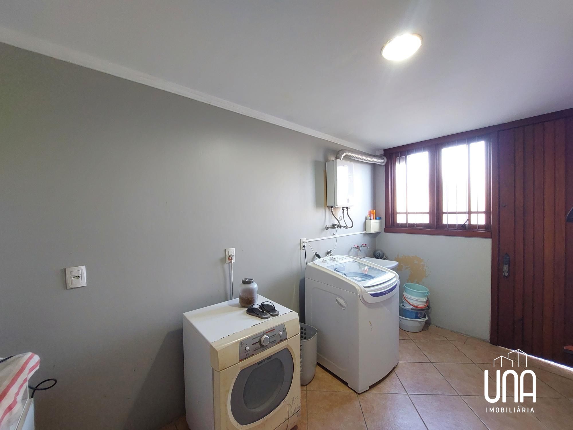 Casa, 5 quartos, 260 m² - Foto 16