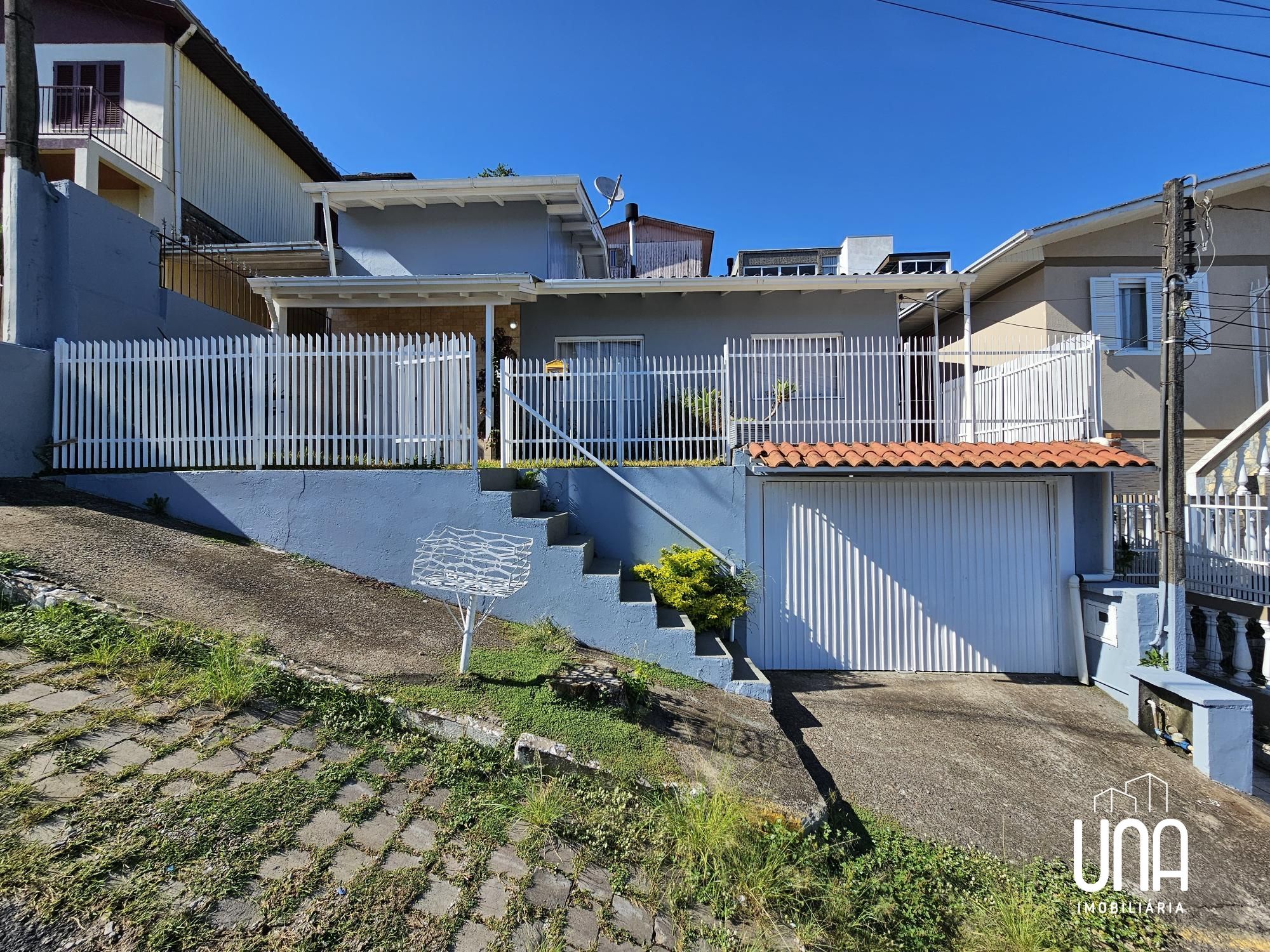 Casa, 4 quartos, 199 m² - Foto 1