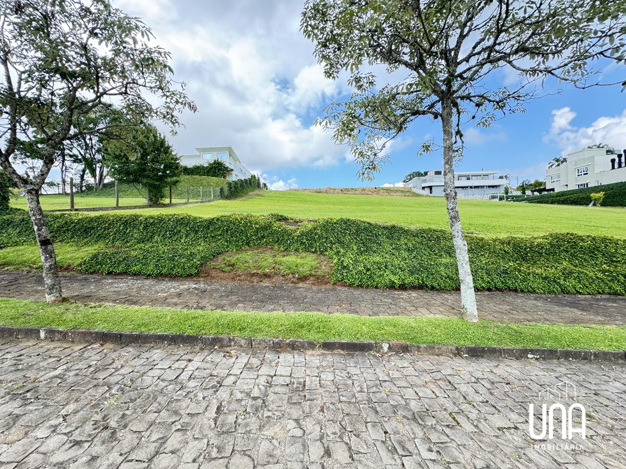 Terreno, 2400 m² - Foto 2