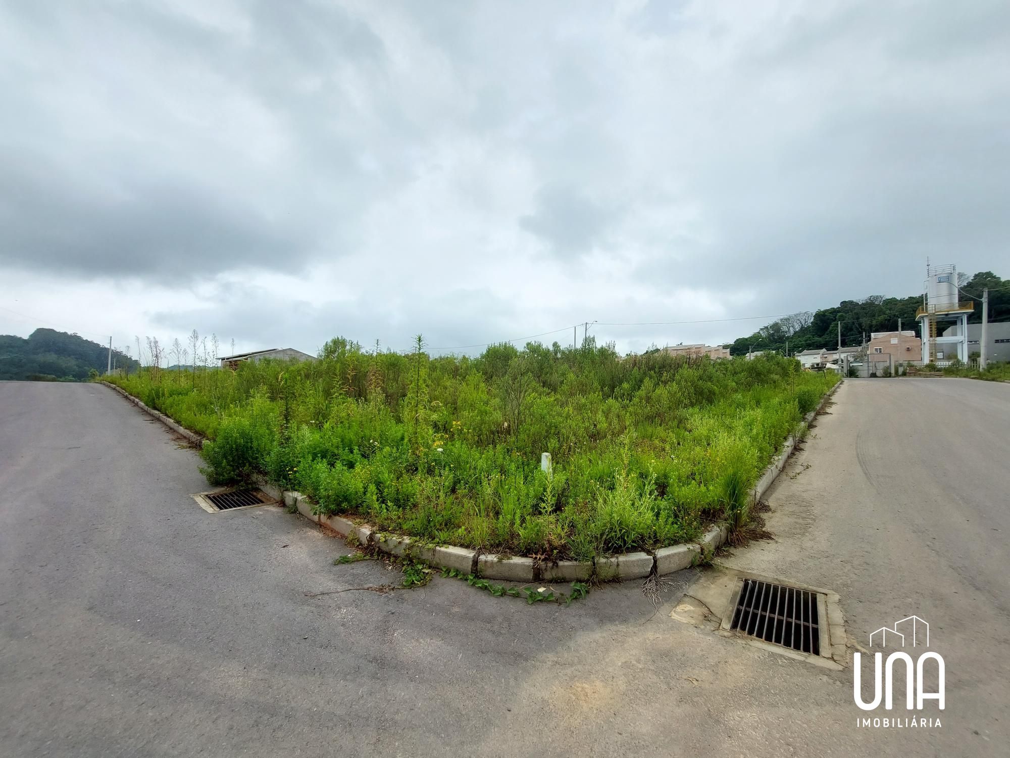 Terreno, 240 m² - Foto 1