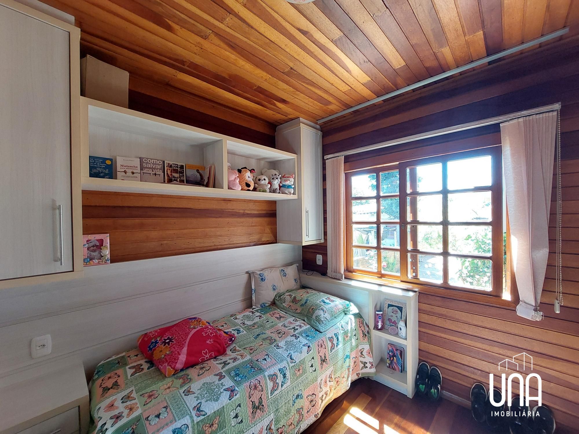 Casa, 5 quartos, 226 m² - Foto 9