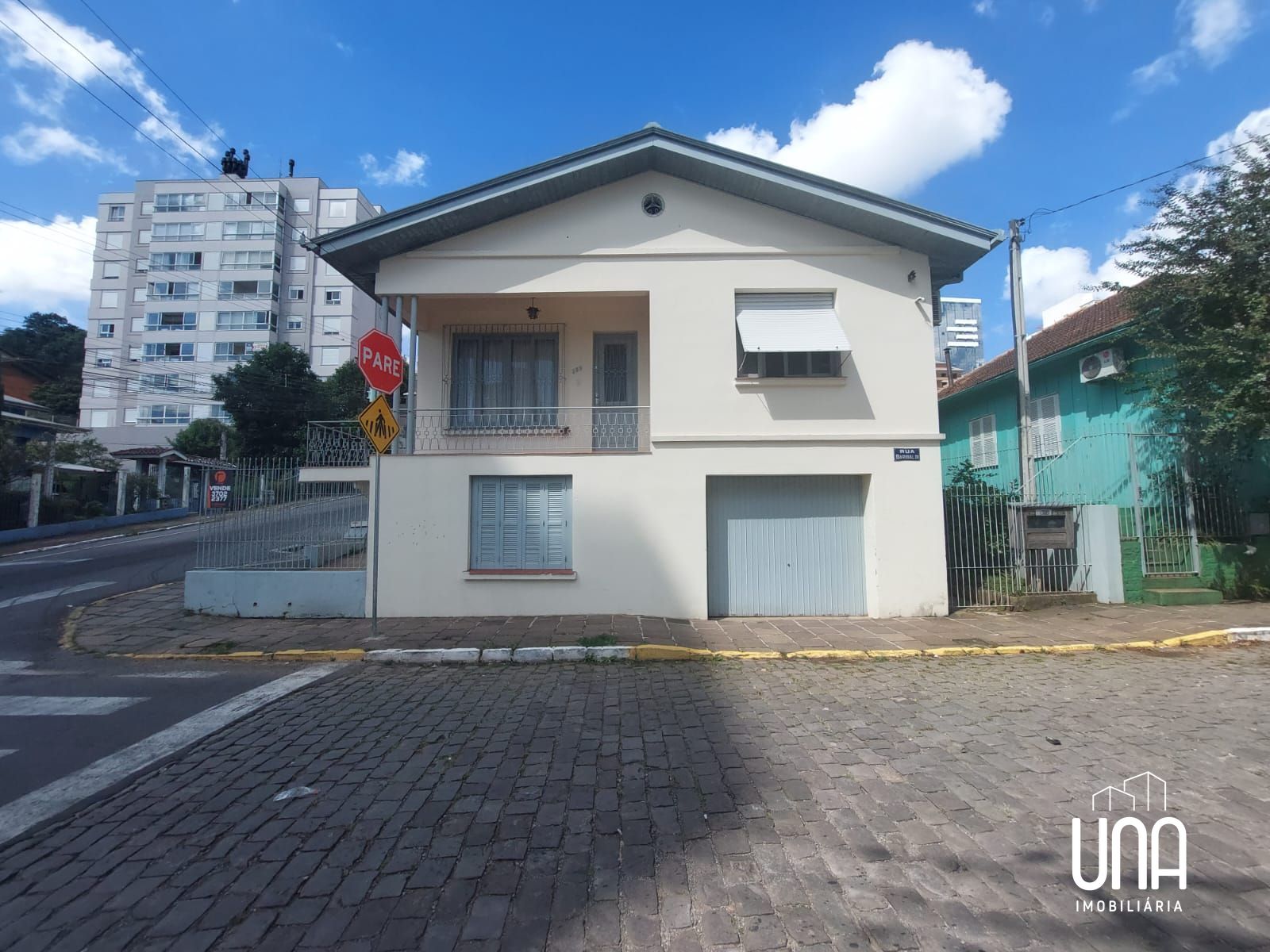 Casa, 3 quartos, 186 m² - Foto 1