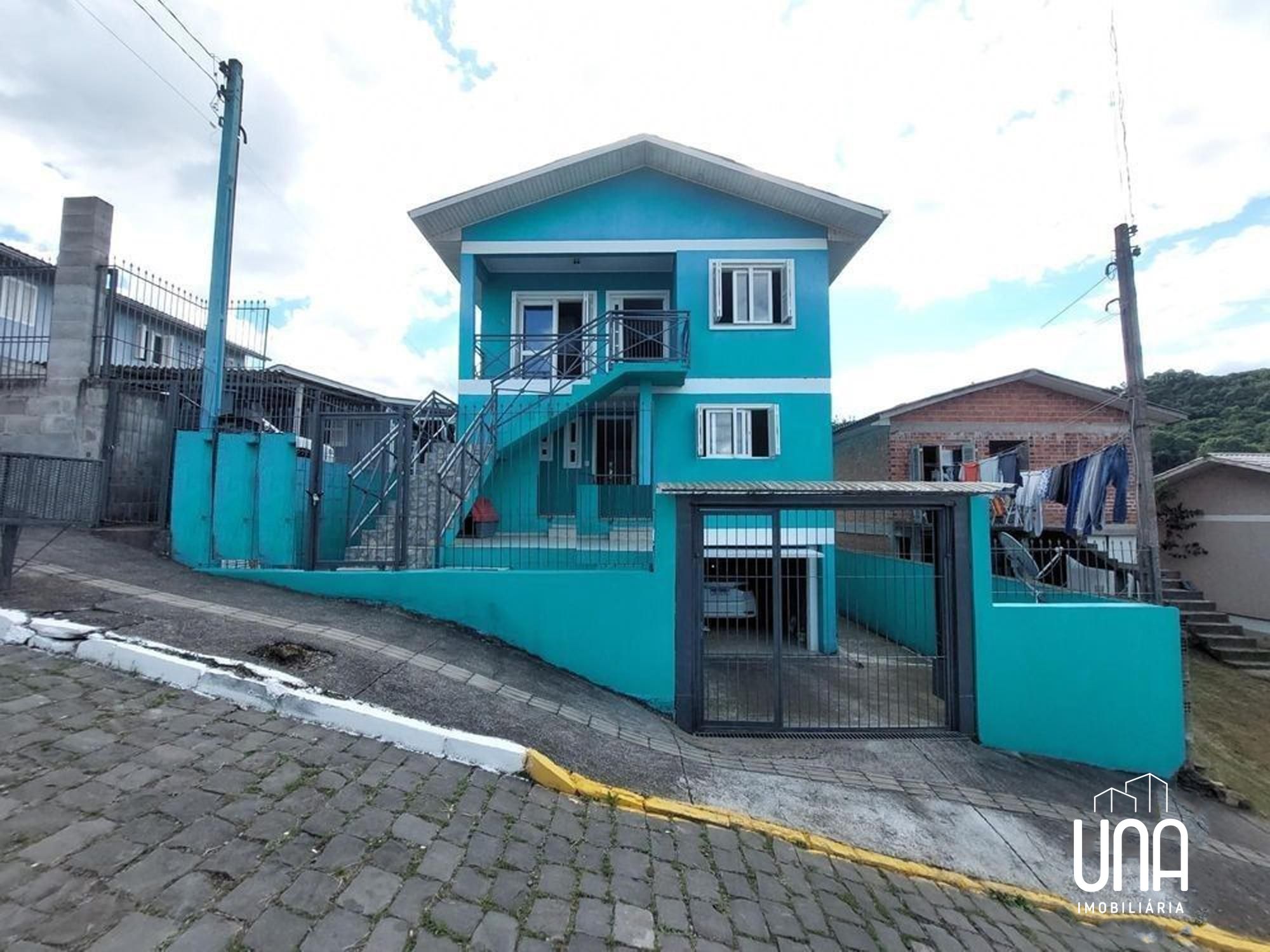 Casa, 6 quartos, 174 m² - Foto 1