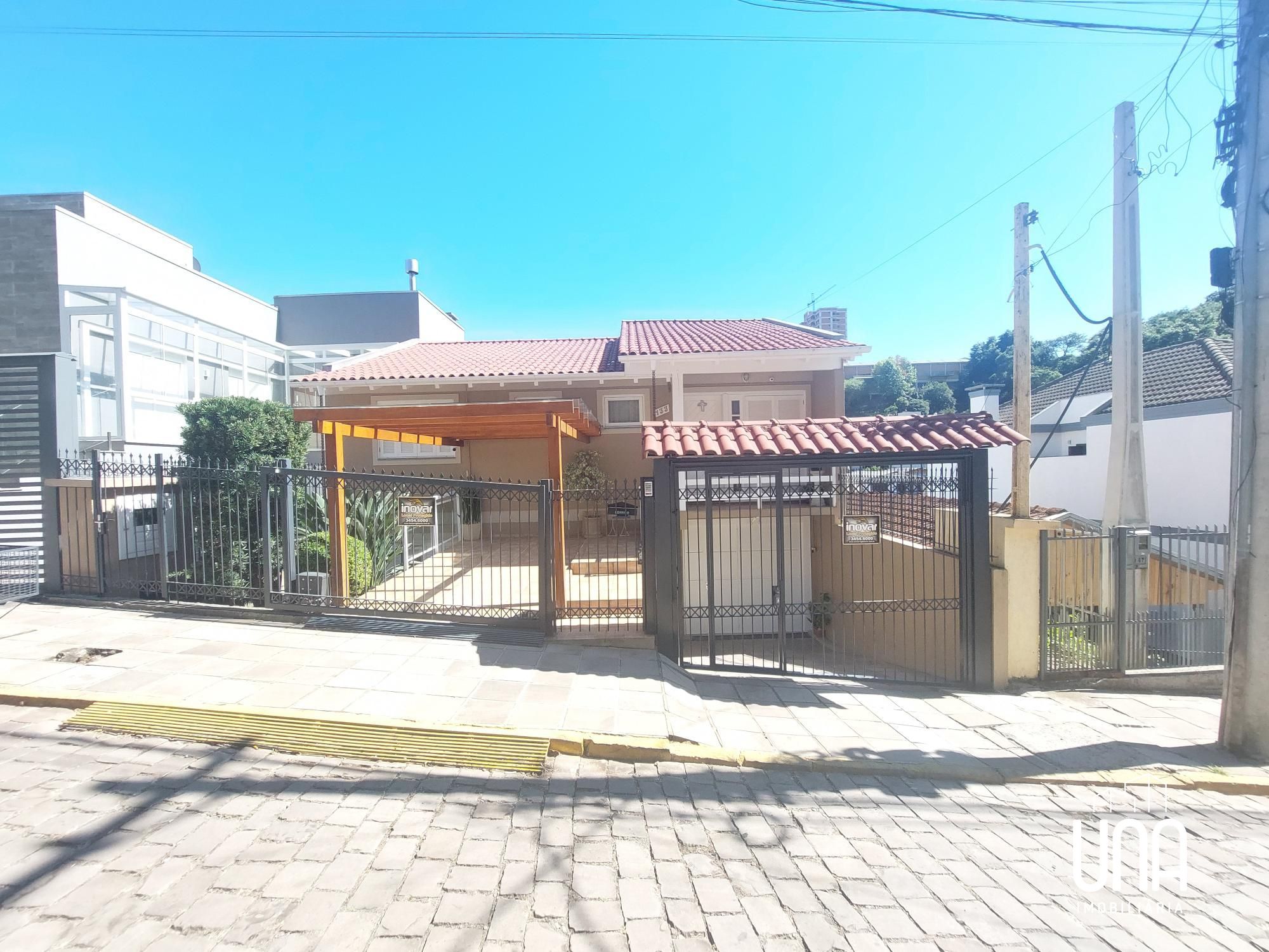 Casa, 3 quartos, 177 m² - Foto 1