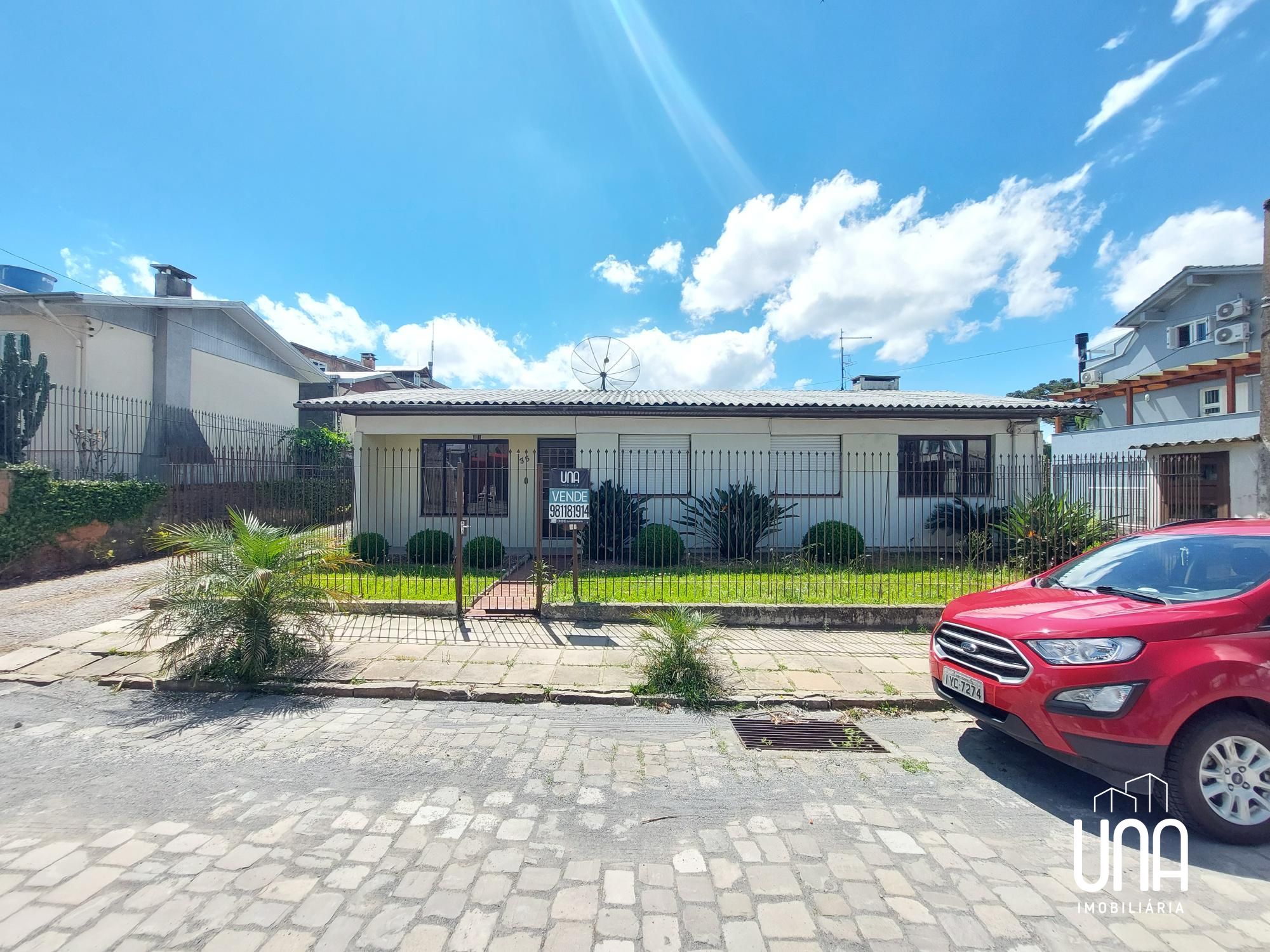 Casa, 3 quartos, 110 m² - Foto 1