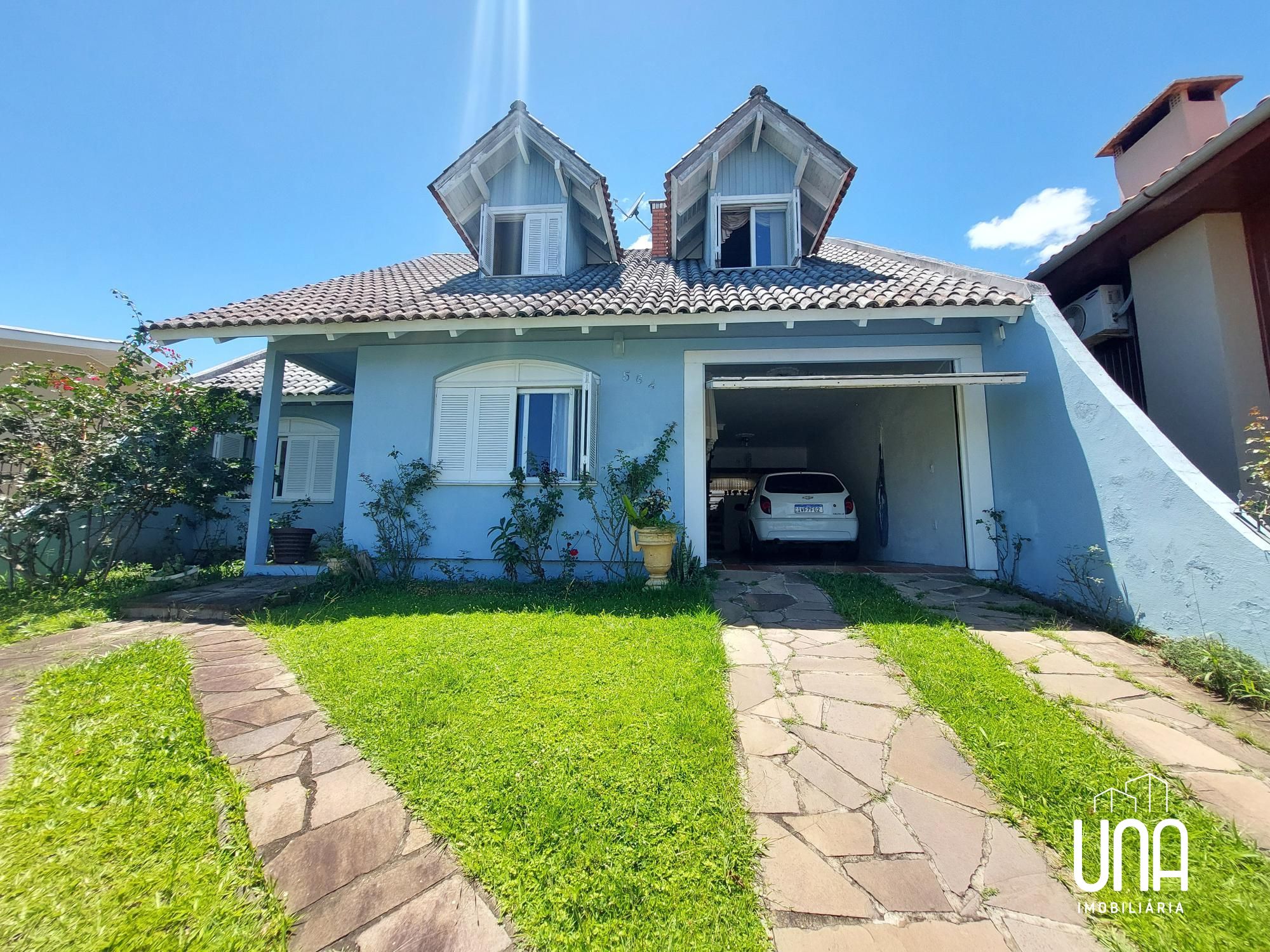 Casa, 3 quartos, 200 m² - Foto 1