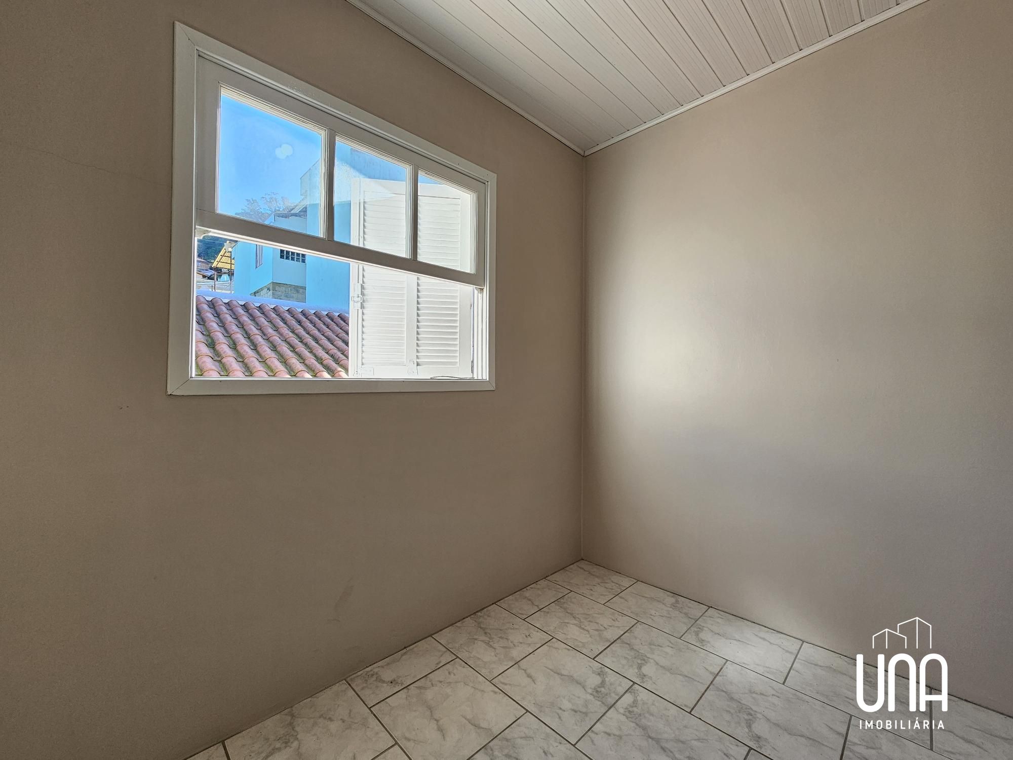 Casa, 6 quartos, 130 m² - Foto 9